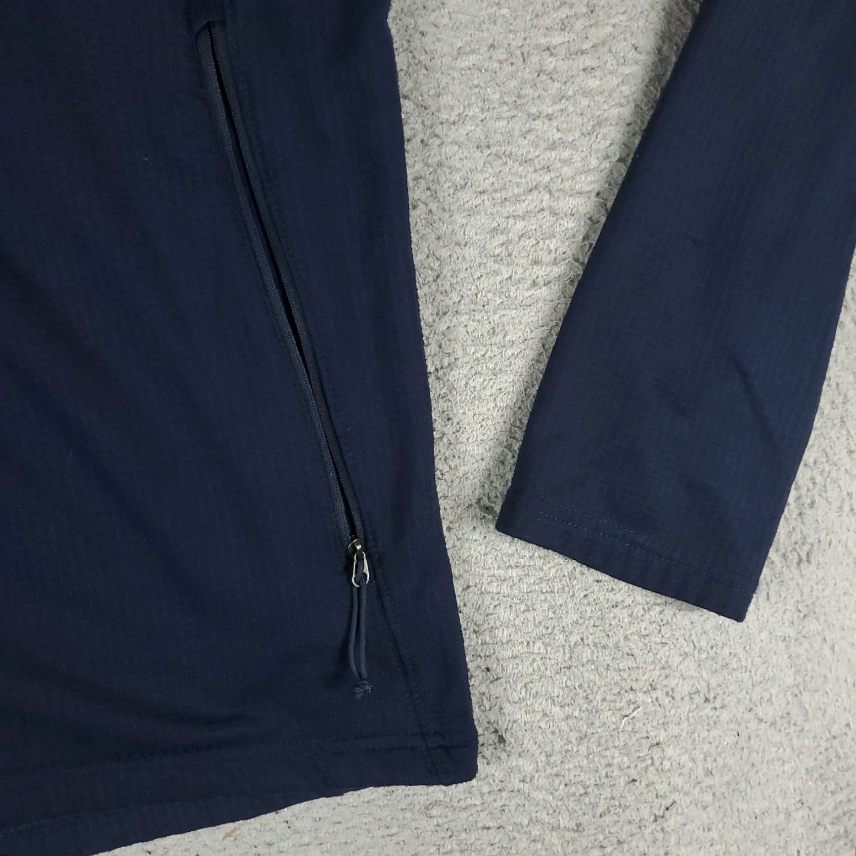 The North Face The North Face Jacket Mens XL Blue Lightweight Full Zip Up Sweatshirt Sweat Jacket Style Basic Jacket Size US XL / EU 56 / 4 - 4 Thumbnail