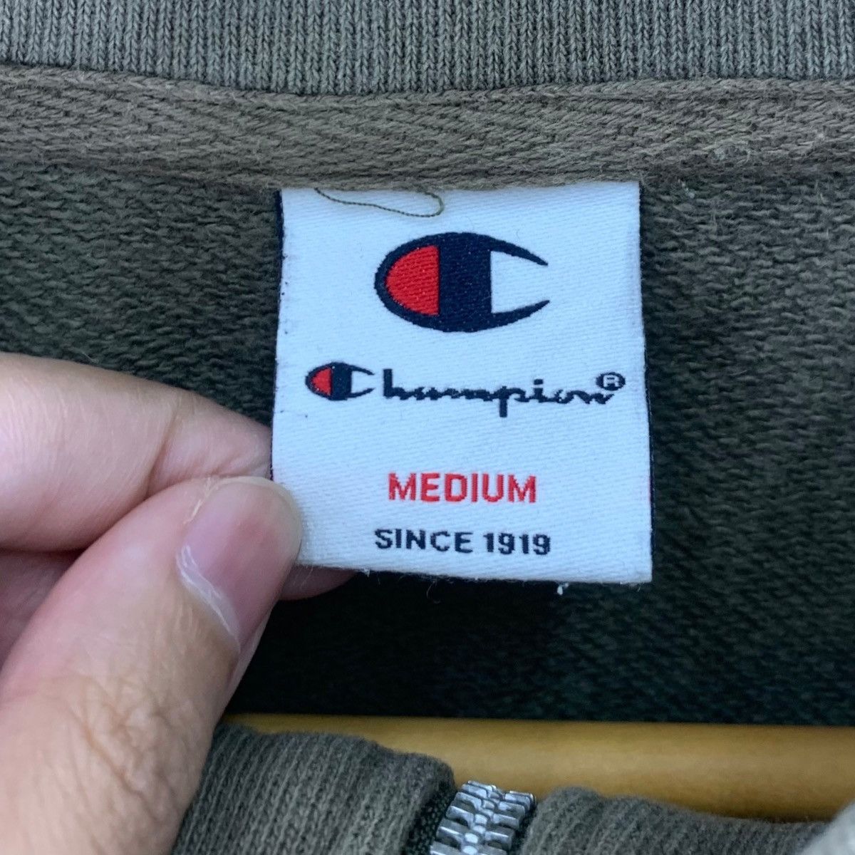 Champion Vintage CHAMPION USA Small Logo Half Zipper Sweatshirt Top Size M / US 6-8 / IT 42-44 - 6 Thumbnail