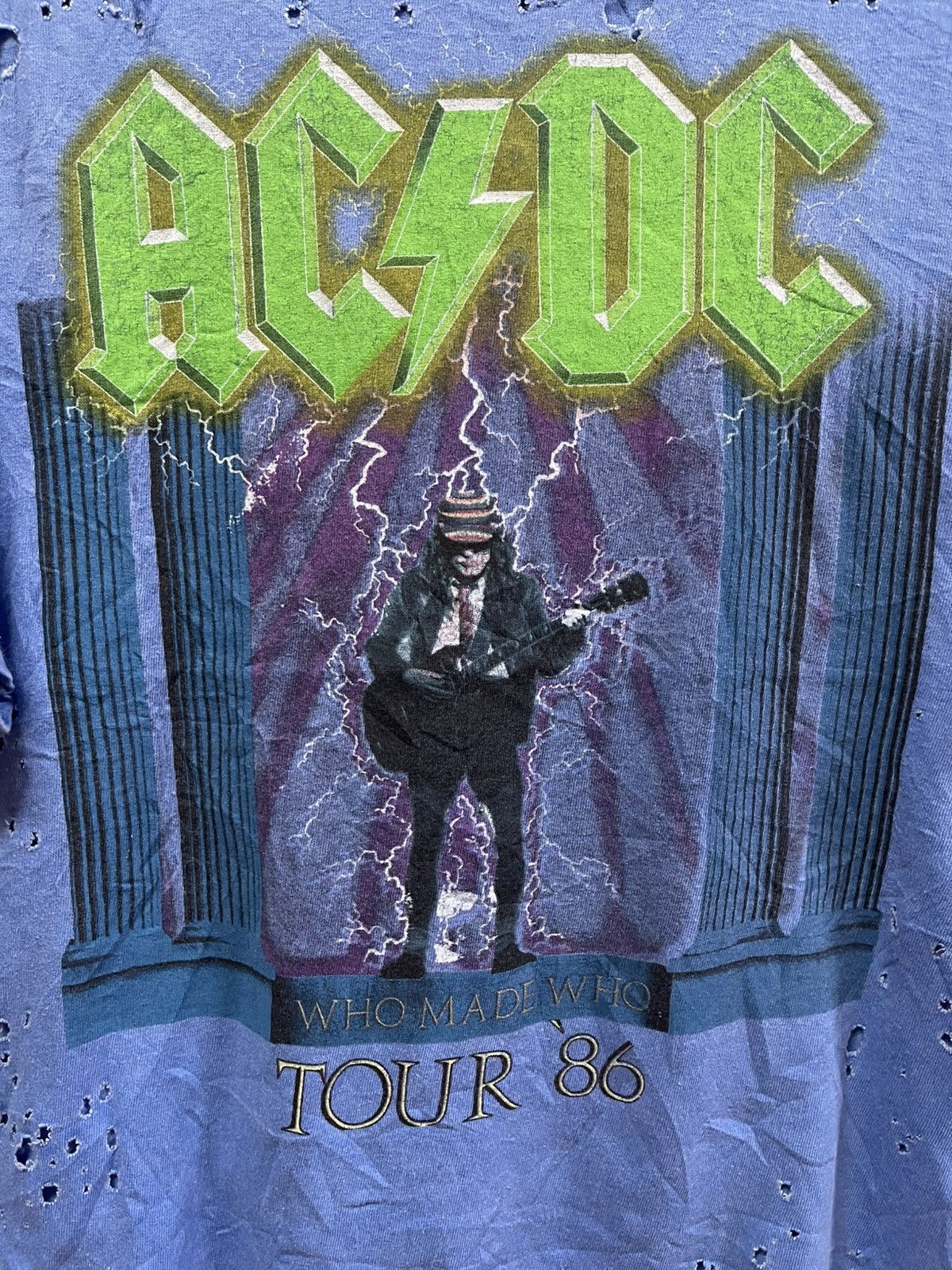 Band Tees AC/DC Distressed Tour Tee🔥🔥🔥 Size US XXL / EU 58 / 5 - 5 Thumbnail