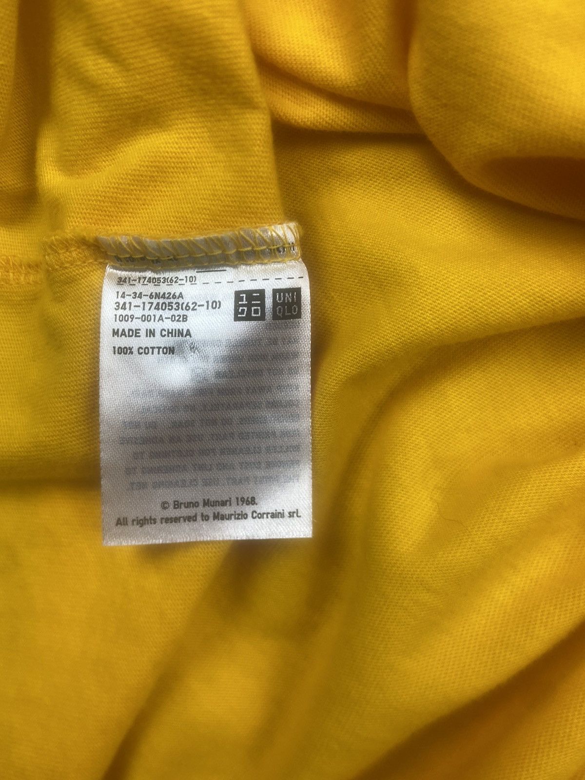 Uniqlo Bruno Munari UNIQLO t shirt Size US L / EU 52-54 / 3 - 6 Thumbnail