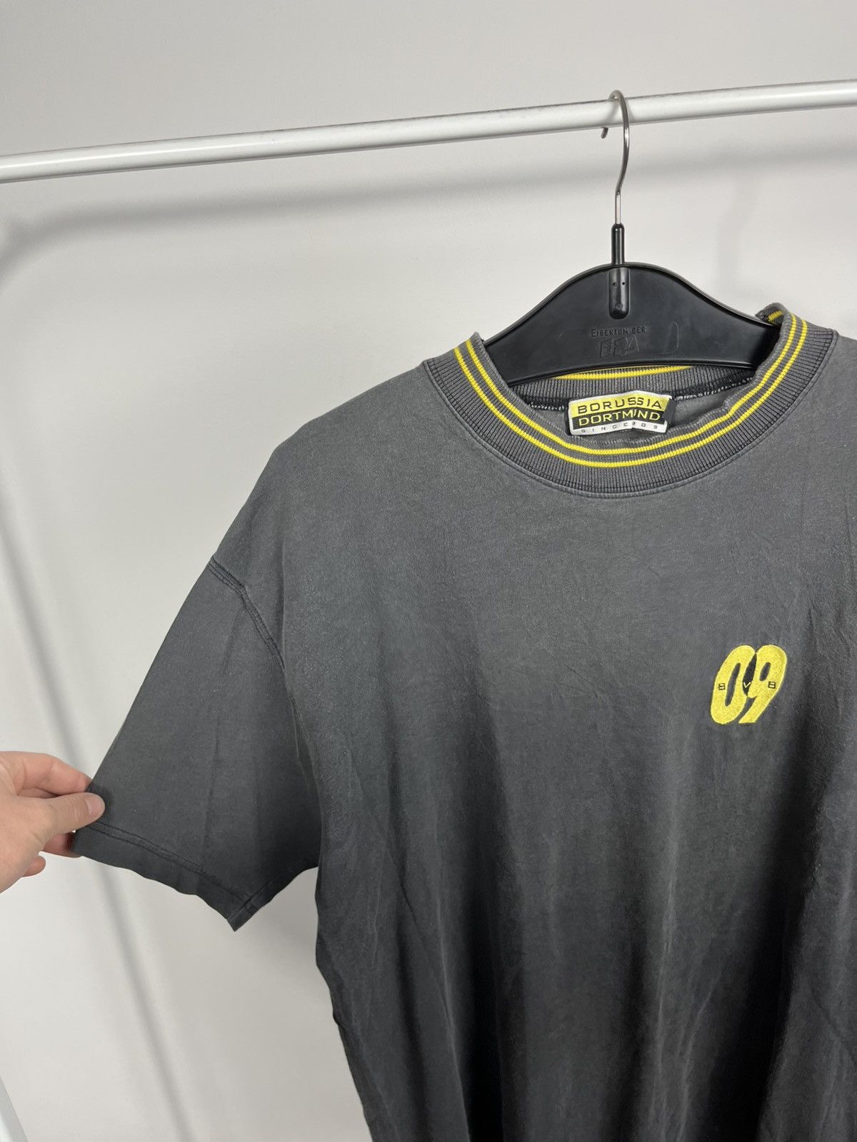 Other Borussia Dortmund vintage grey tee 09 logo yellow trim L Size US L / EU 52-54 / 3 - 5 Thumbnail