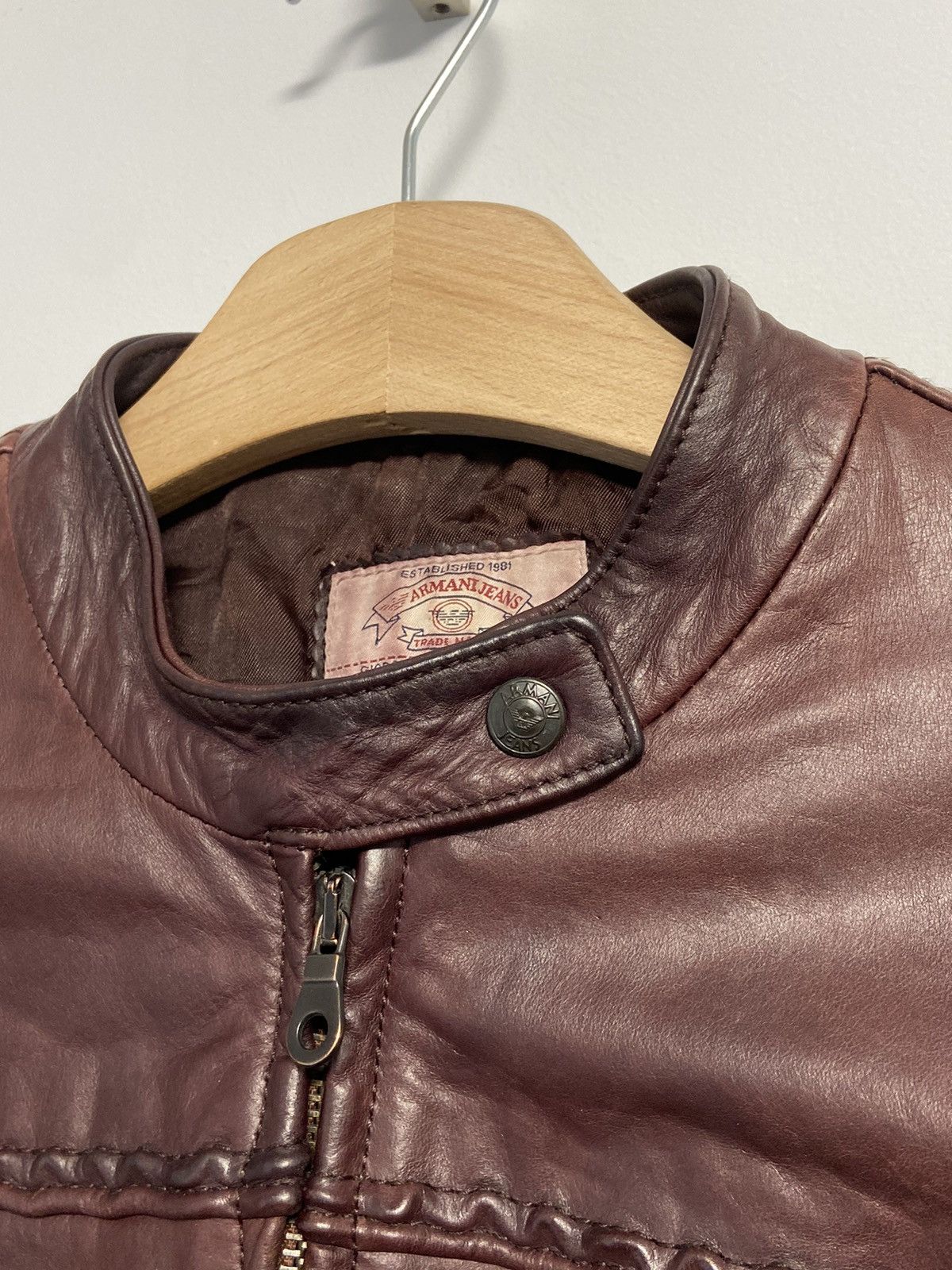 Giorgio Armani Giorgio Armani Vintage Leather Jacket Size M / US 6-8 / IT 42-44 - 11 Thumbnail