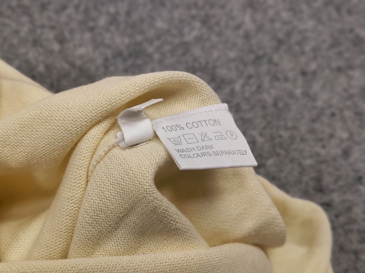 Yves Saint Laurent Vintage Yves Saint Laurent yellow big Logo Light Sweater Size US M / EU 48-50 / 2 - 17 Thumbnail