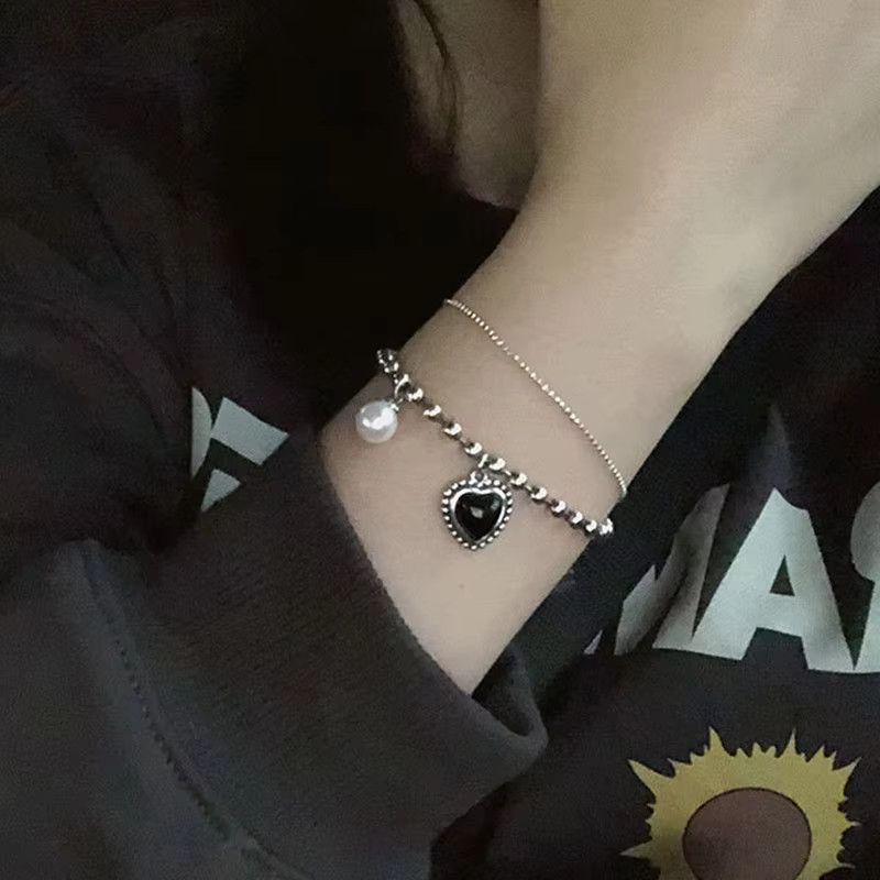 Other Stamp Bead Chain Simple Black Heart Pearl Bracelet Size ONE SIZE - 3 Thumbnail