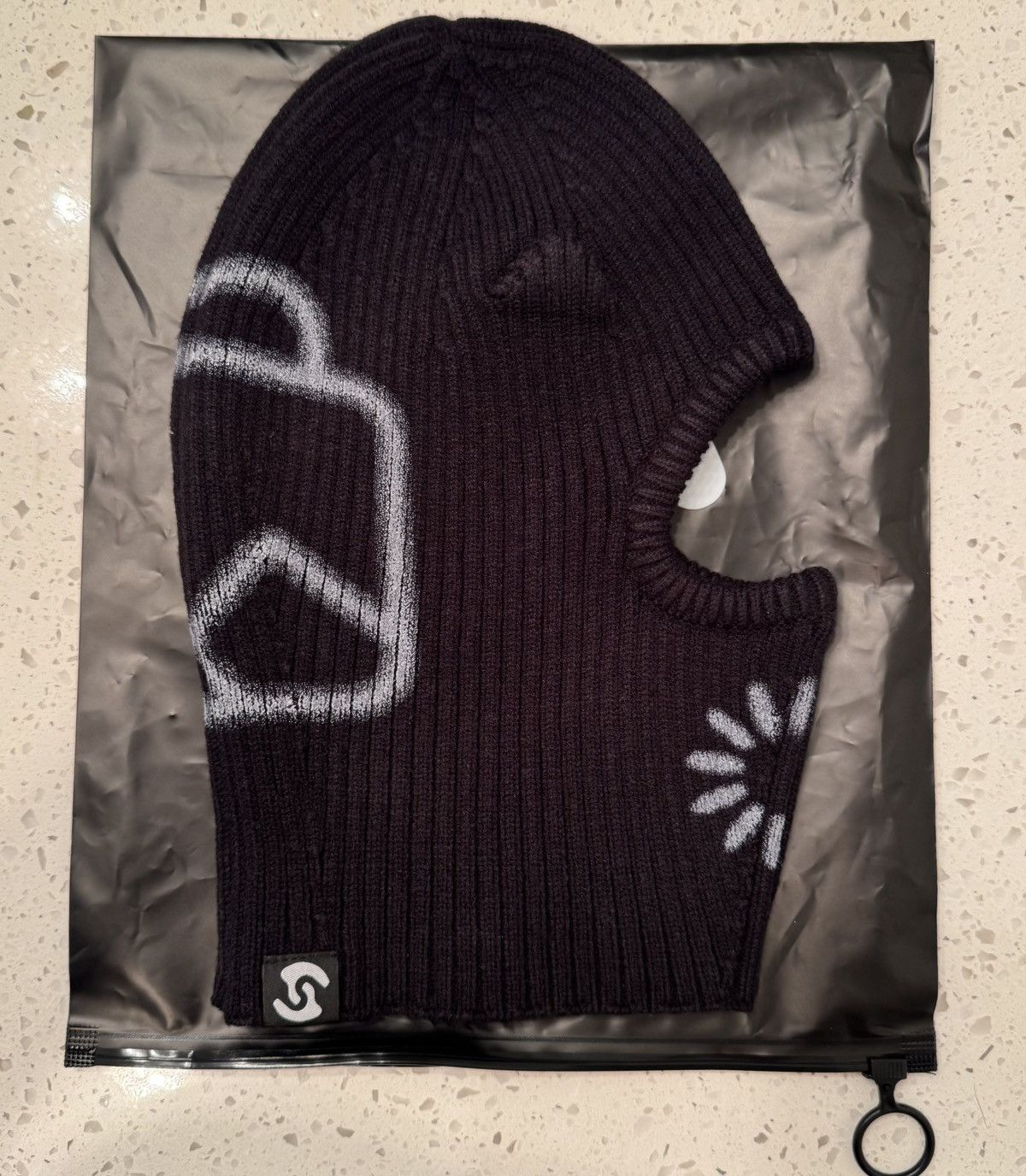 STILLZ STILLZ® Helmet Knit Mask [BLACK] Size ONE SIZE - 6 Thumbnail