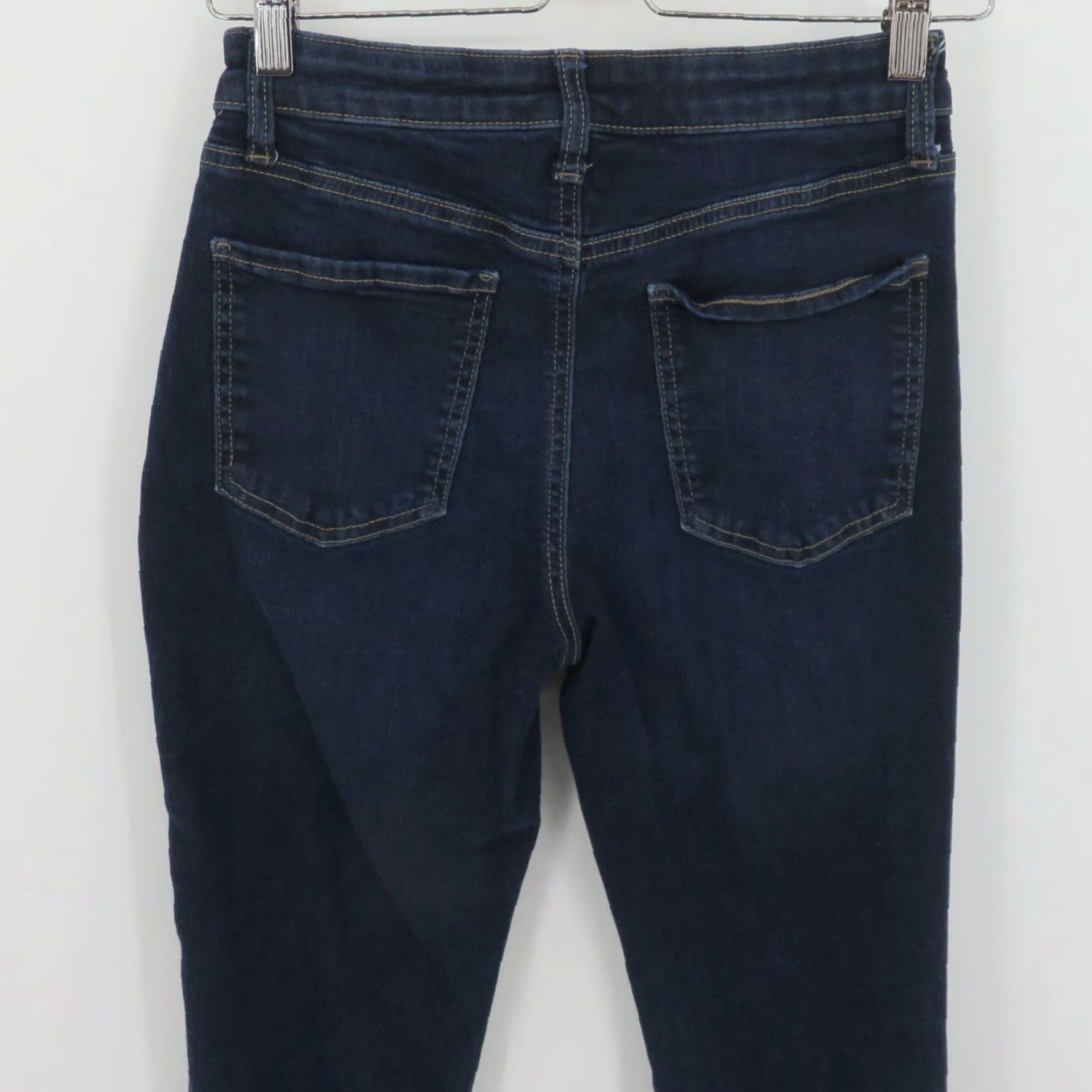 Vintage **SO Juniors Women 5 High Rise Flare Dark Blue Denim Jeans Pockets** User: **SO Juniors Women 5 High Rise Flare Blue Denim Jeans Pockets** Size 27" / US 4 / IT 40 - 4 Thumbnail