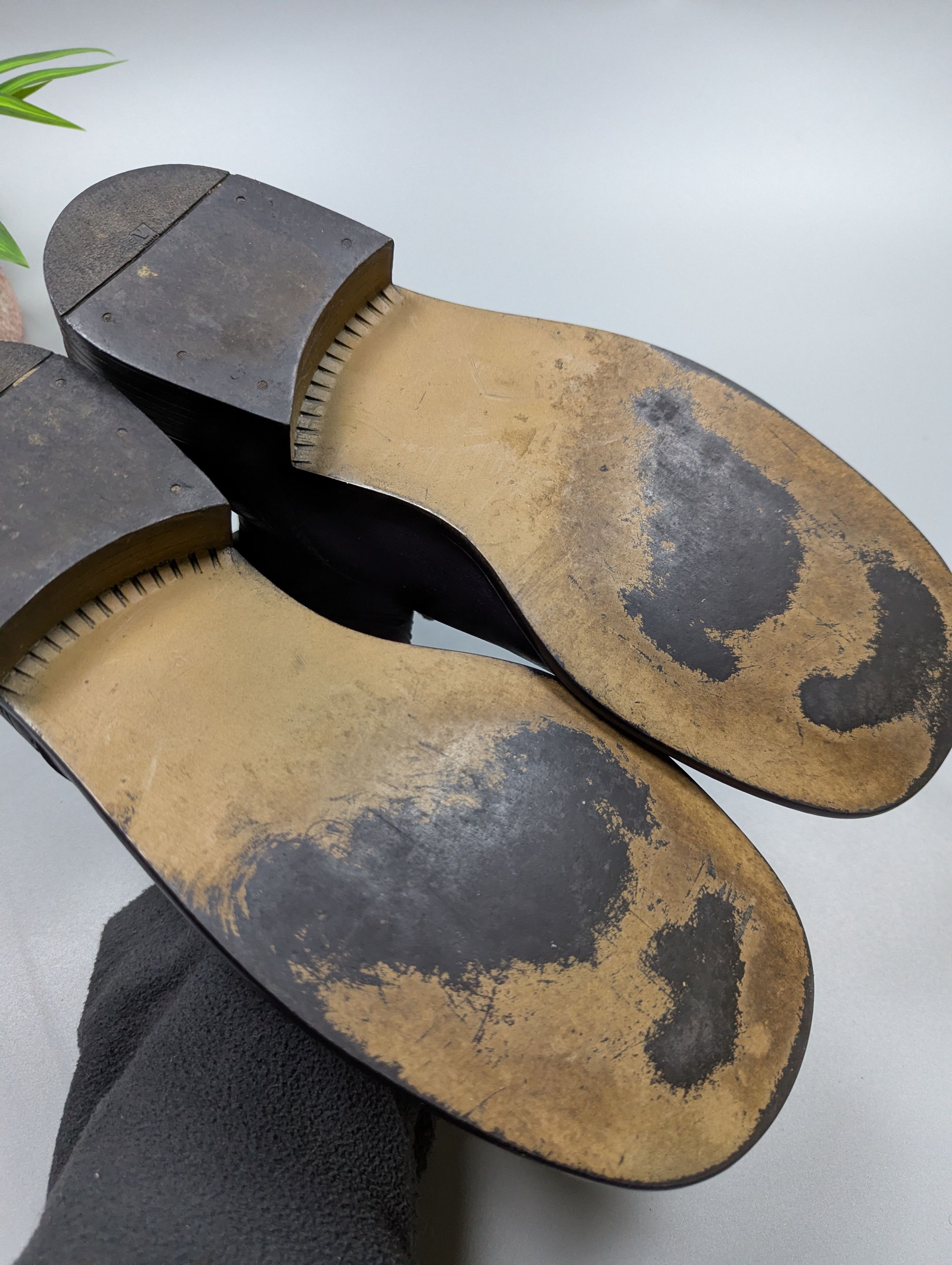Vintage Vintage Gallus 70s 80s Black Leather Chunky Wide Toe Shoes Size US 9 / EU 42 - 16 Thumbnail