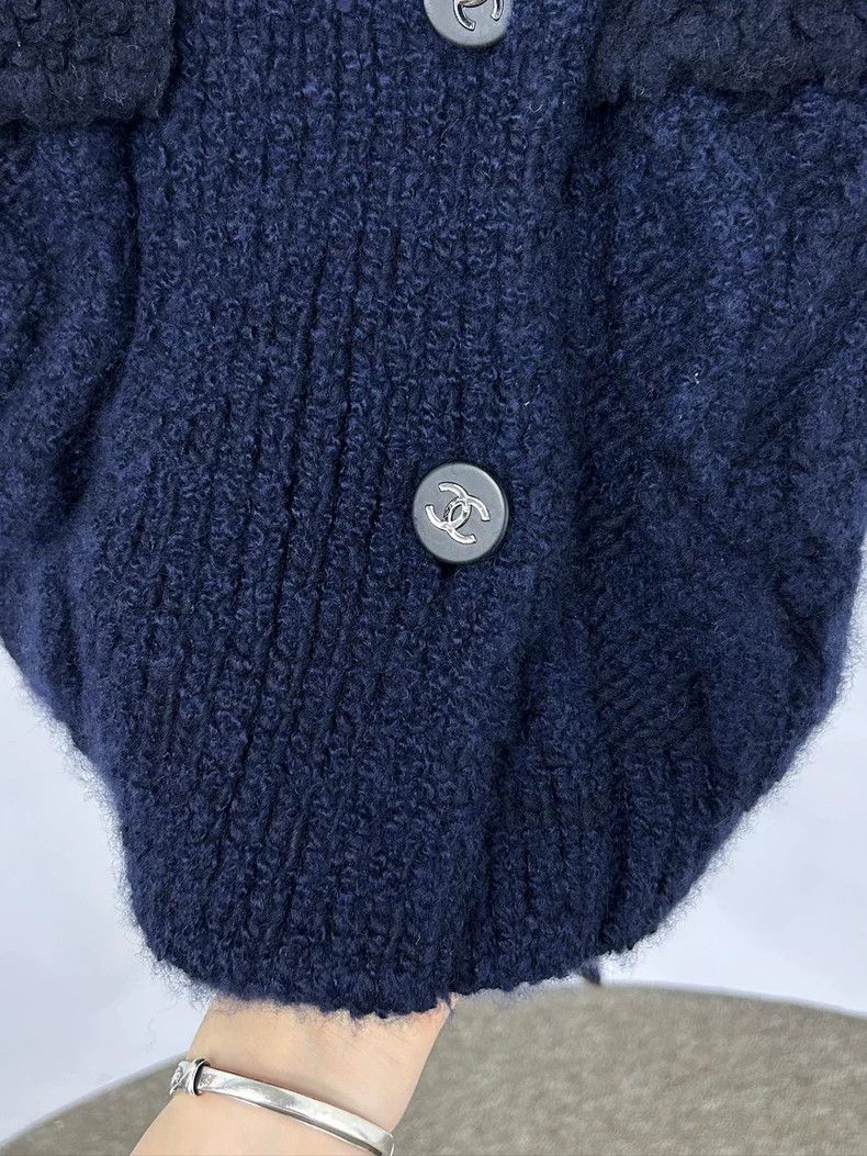 Chanel Chanel Dark blue lamb wool knitted coat Size XS / US 0-2 / IT 36-38 - 3 Thumbnail