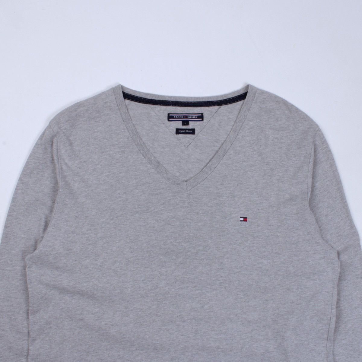 Tommy Hilfiger TOMMY HILFIGER Organic Cotton V-neck Long Sleeve T-Shirt Size US L / EU 52-54 / 3 - 3 Thumbnail