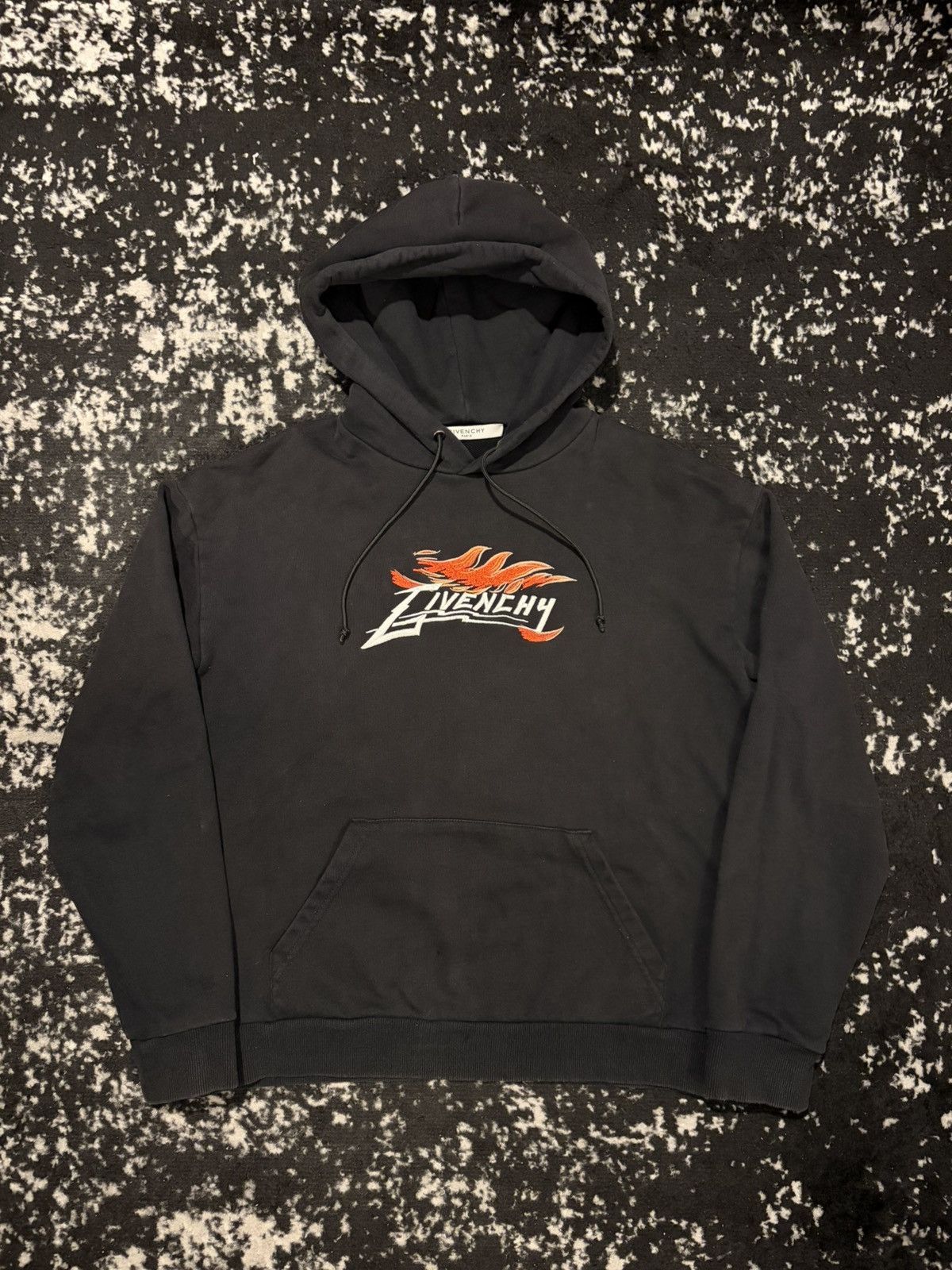 Givenchy Givenchy Sweatshirt Hoodie World Tour Size US S / EU 44-46 / 1 - 1 Thumbnail