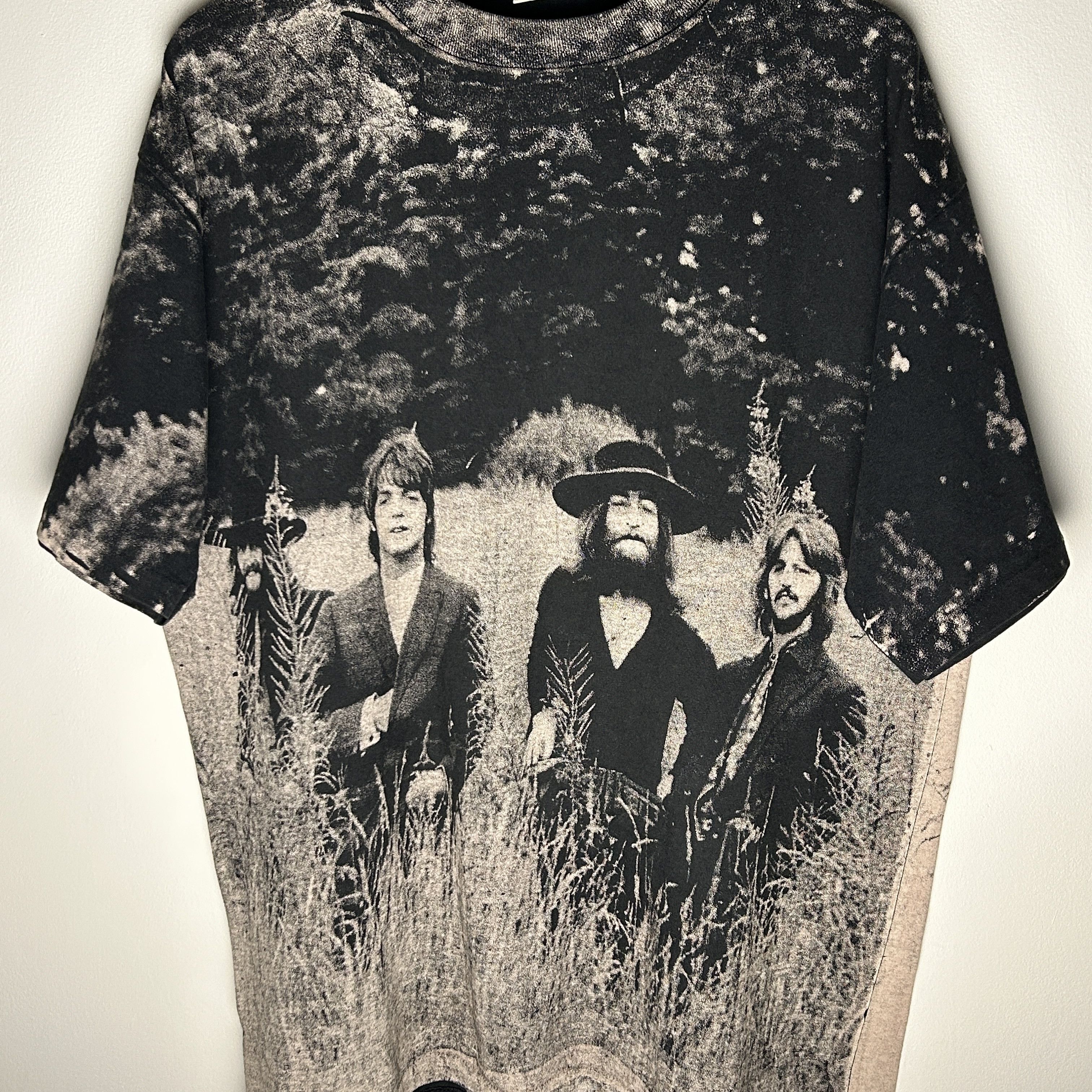 Band Tees Vintage The Beatles 1995 Allover Print Band T-shirt Size US XL / EU 56 / 4 - 3 Thumbnail