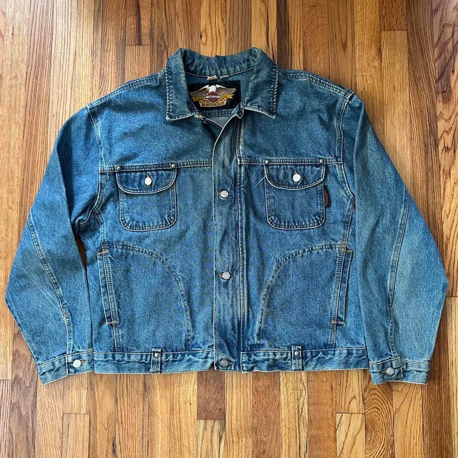 Harley Davidson Rare Harley Davidson Embossed Denim Trucker Zip Jacket XL Size US XL / EU 56 / 4 - 1 Thumbnail