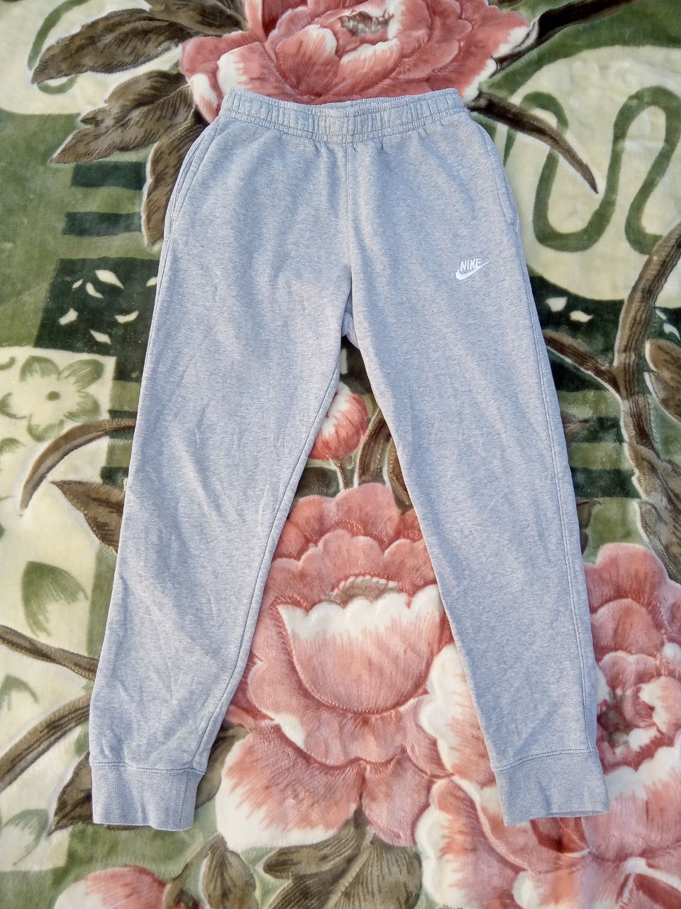 Nike Nike Grey Sweatpants S Size Size US 30 / EU 46 - 1 Thumbnail