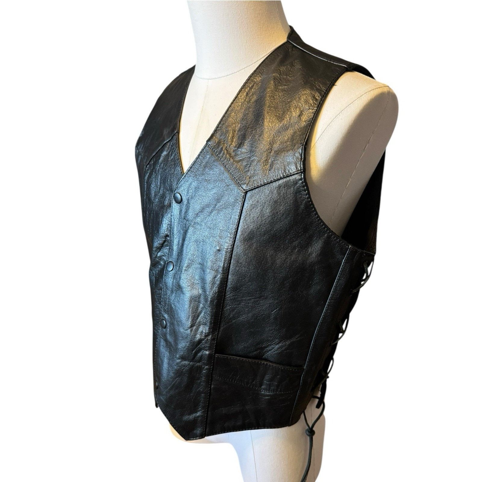 Genuine Leather Vintage Genuine Leather Black Motorcycle Vest Side Lacing Size US XL / EU 56 / 4 - 3 Thumbnail