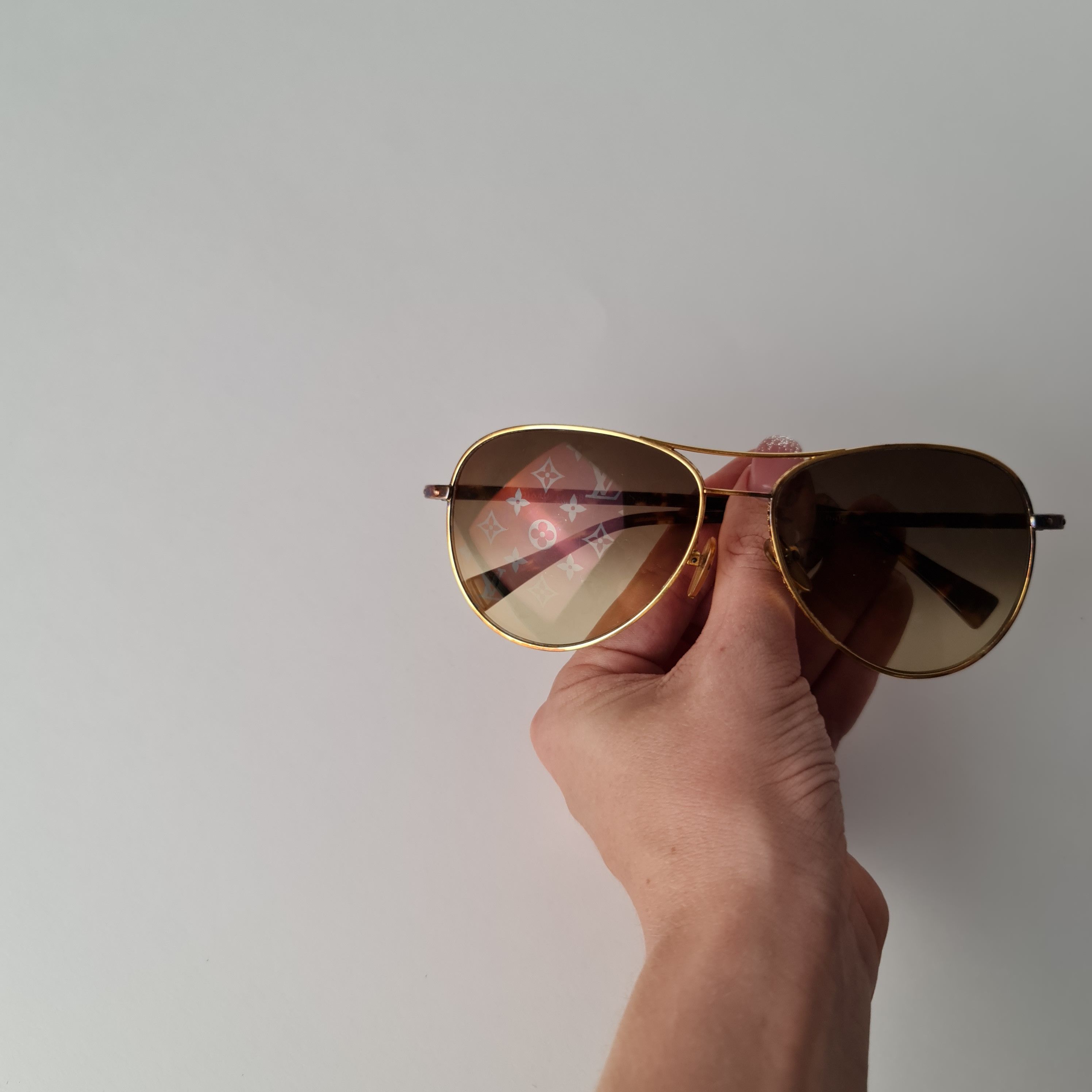 Louis Vuitton Louis Vuitton Goldtone Monogram Pilote Sunglasses Size ONE SIZE - 16 Thumbnail