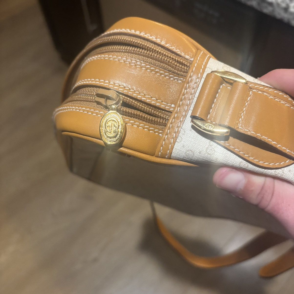 Gucci Gucci Monogram Cross Body Bag Leather Strap Gold / White Size ONE SIZE - 3 Thumbnail