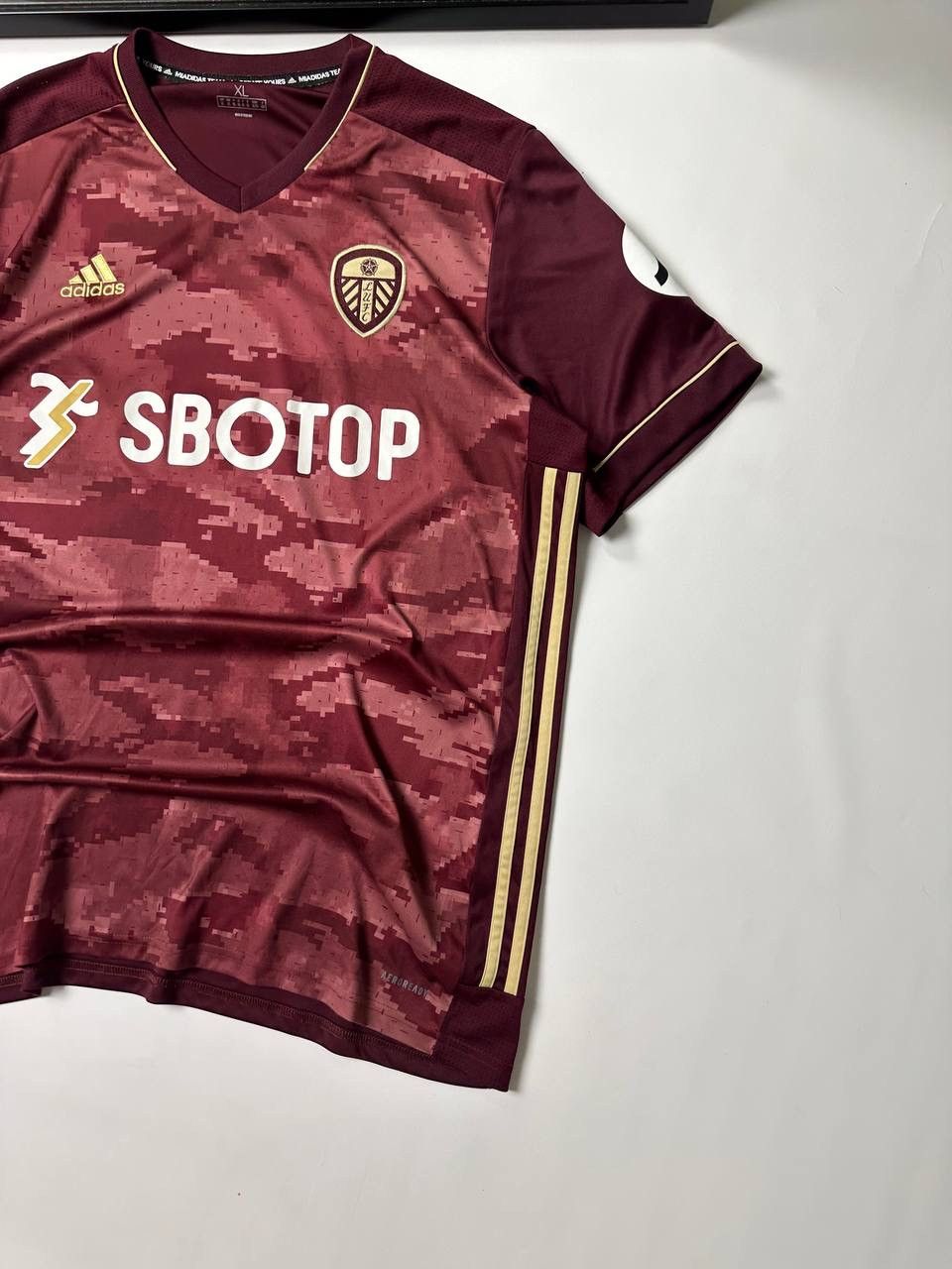 Other Leeds United 2020-21 Third Football Soccer Jersey Adidas Size US XL / EU 56 / 4 - 3 Thumbnail