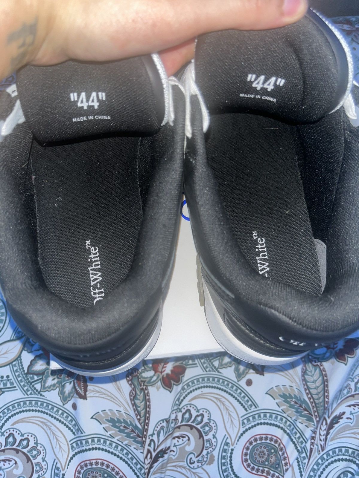 Off-White Out of office white black off-white Size US 11.5 / EU 44-45 - 6 Thumbnail