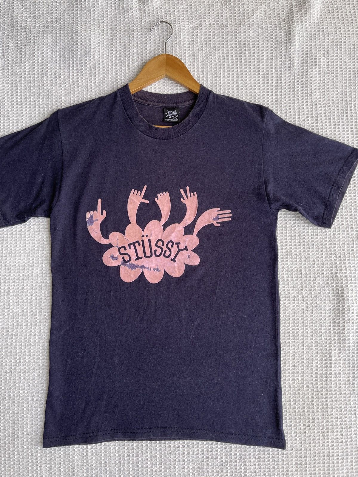 Stussy Rare🔥Vintage STUSSY Big Logo Finger T Shirt Size US S / EU 44-46 / 1 - 4 Thumbnail