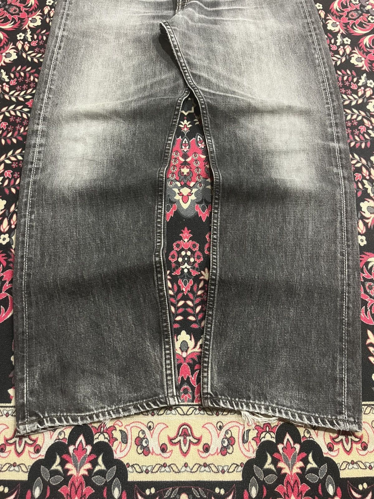 Levi's Vintage Levi’s 503 Black Faded Washed Loose Leg Jeans Size US 36 / EU 52 - 11 Thumbnail