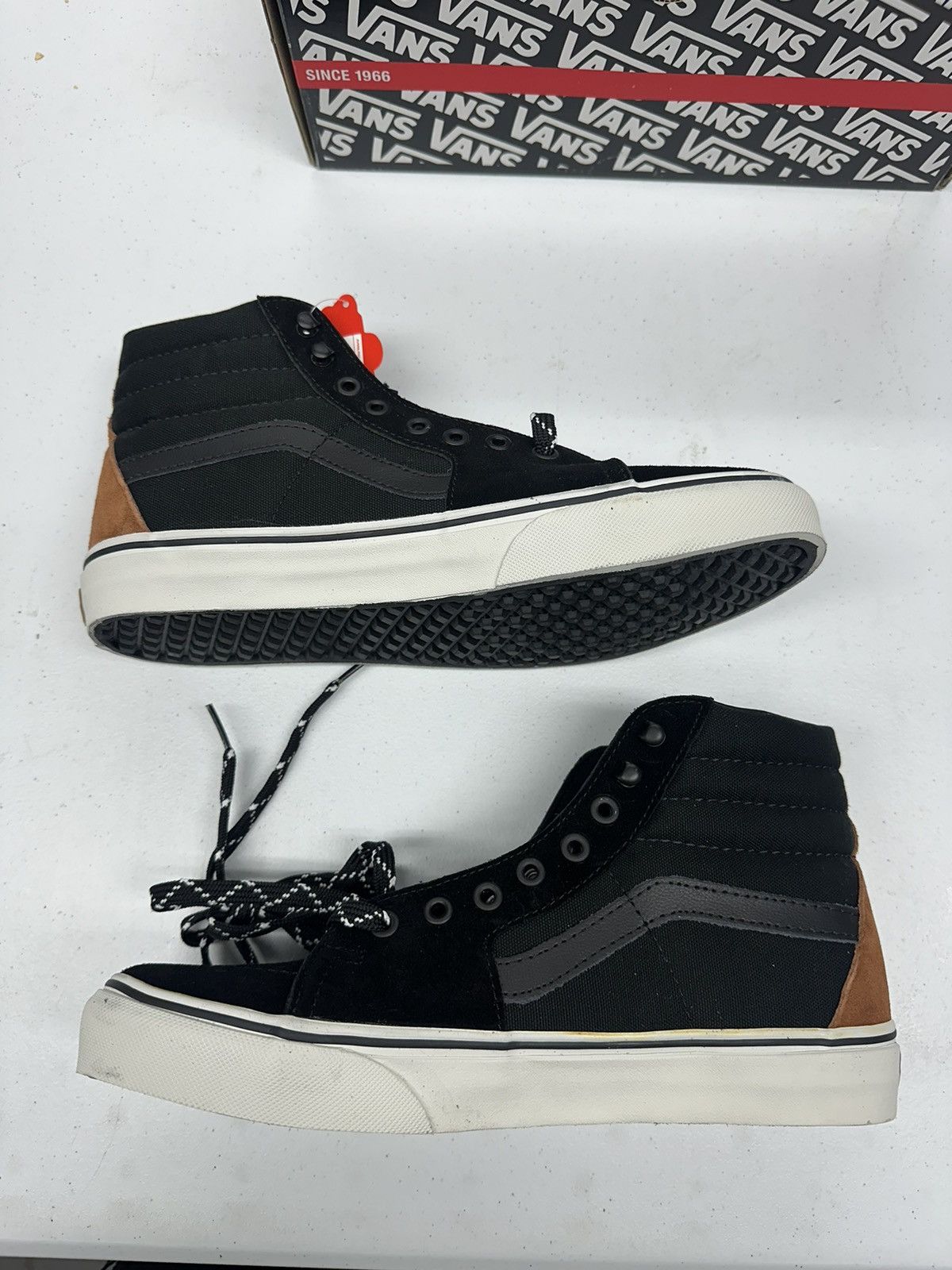 Vans Vans Sk8-Hi Hiker black size 9 Size US 9 / EU 42 - 3 Thumbnail