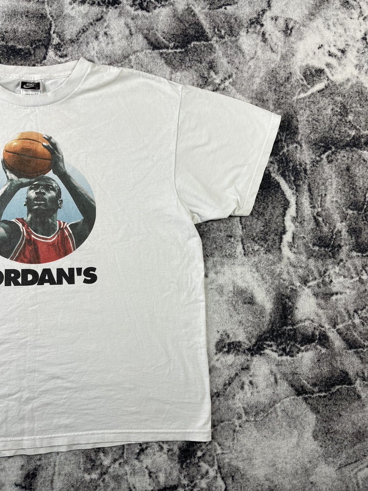 Nike Vintage Nike Michael Jordan T-Shirt Fits XL USA 90s Size US L / EU 52-54 / 3 - 3 Thumbnail