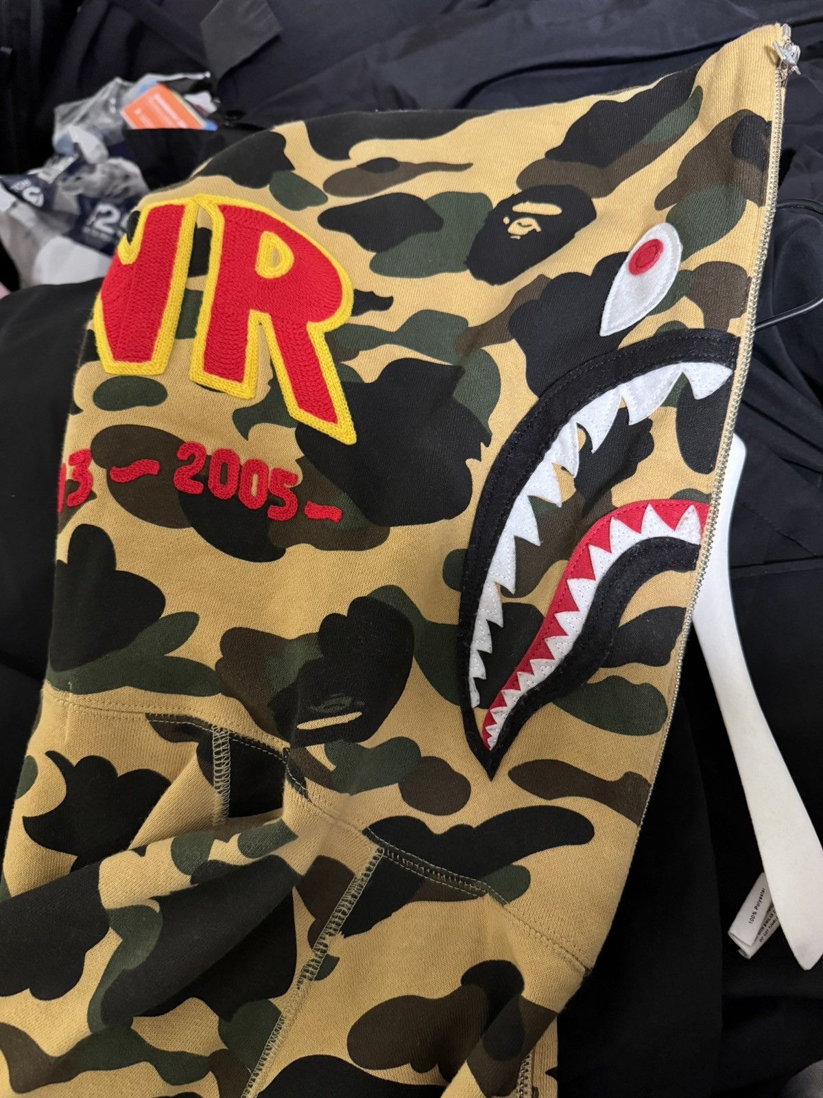 Bape A Bathing Ape Ultimate 1st Camo PONR Shark Half Zip Raglan Size US XL / EU 56 / 4 - 3 Thumbnail
