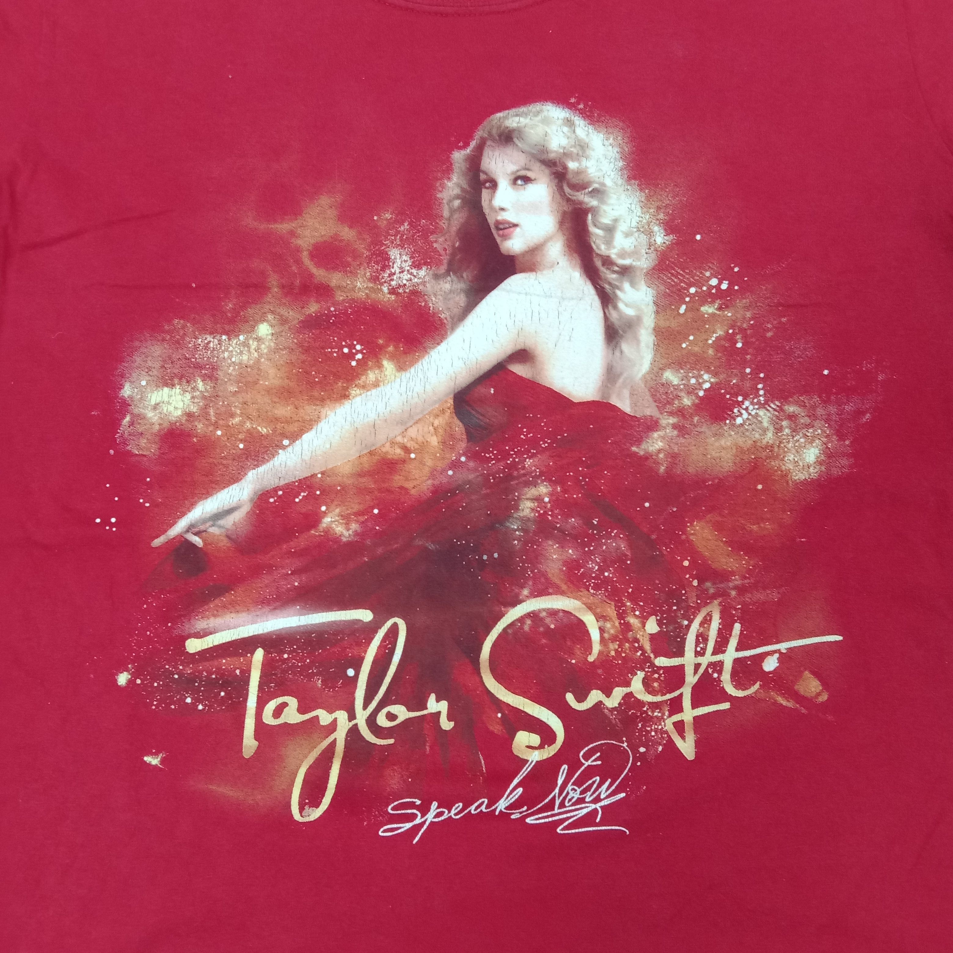 Band Tees Taylor Swift American Singer Songwriter Tour Tees C249N37 Size US M / EU 48-50 / 2 - 2 Thumbnail