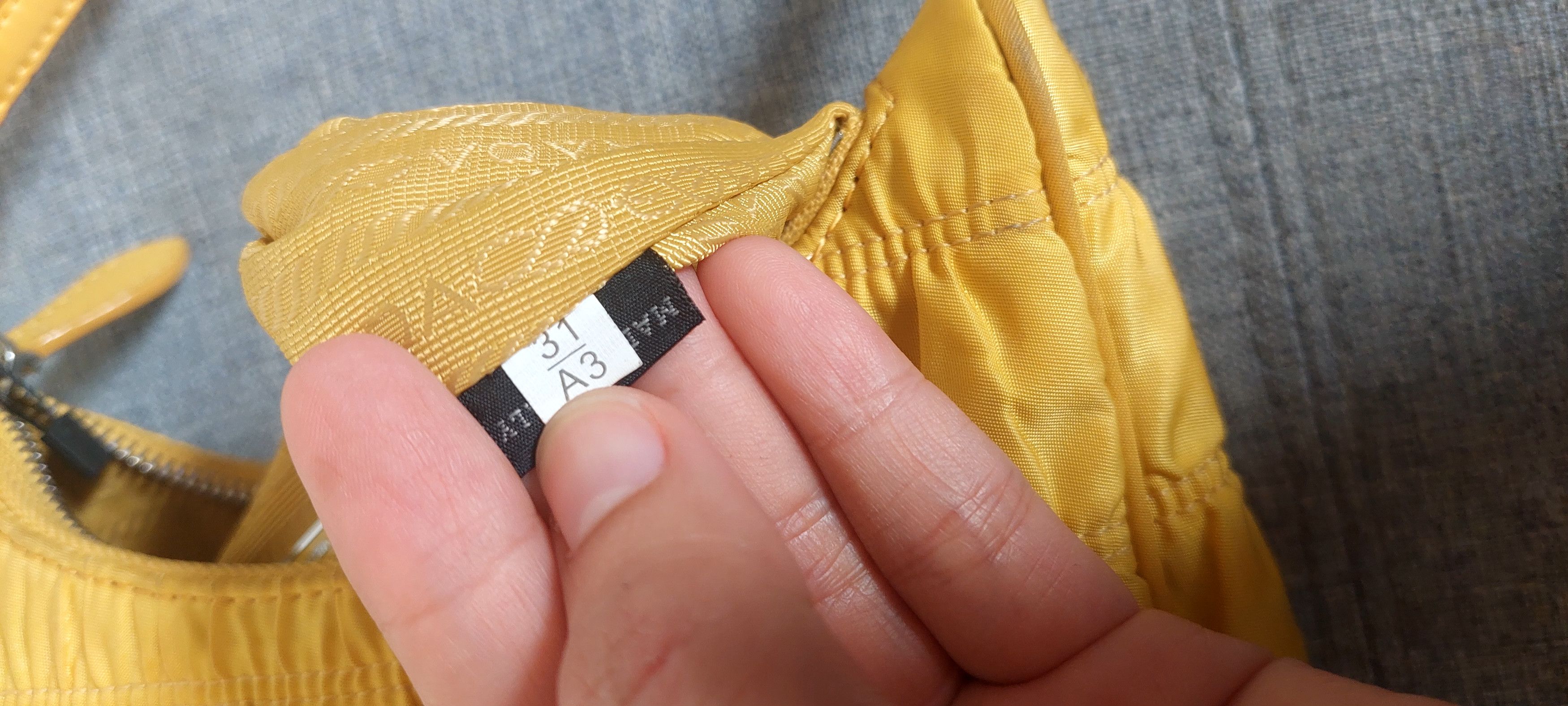 Prada Prada Tessuto Mini Yellow Size ONE SIZE - 7 Thumbnail