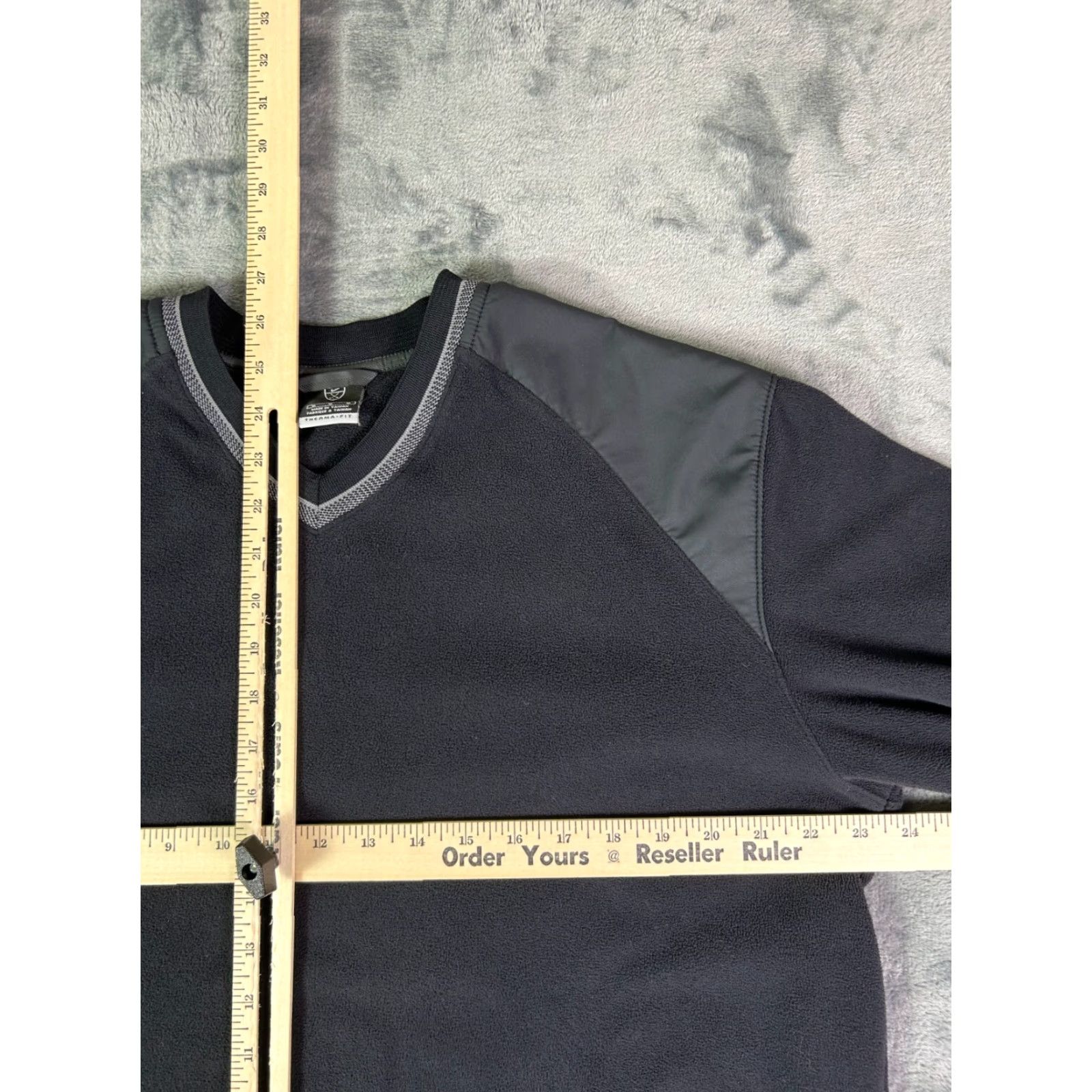 Nike VINTAGE Nike Golf Therma-Fit Black Pullover Sweatshirt M V-Neck Fleece Size US M / EU 48-50 / 2 - 4 Thumbnail