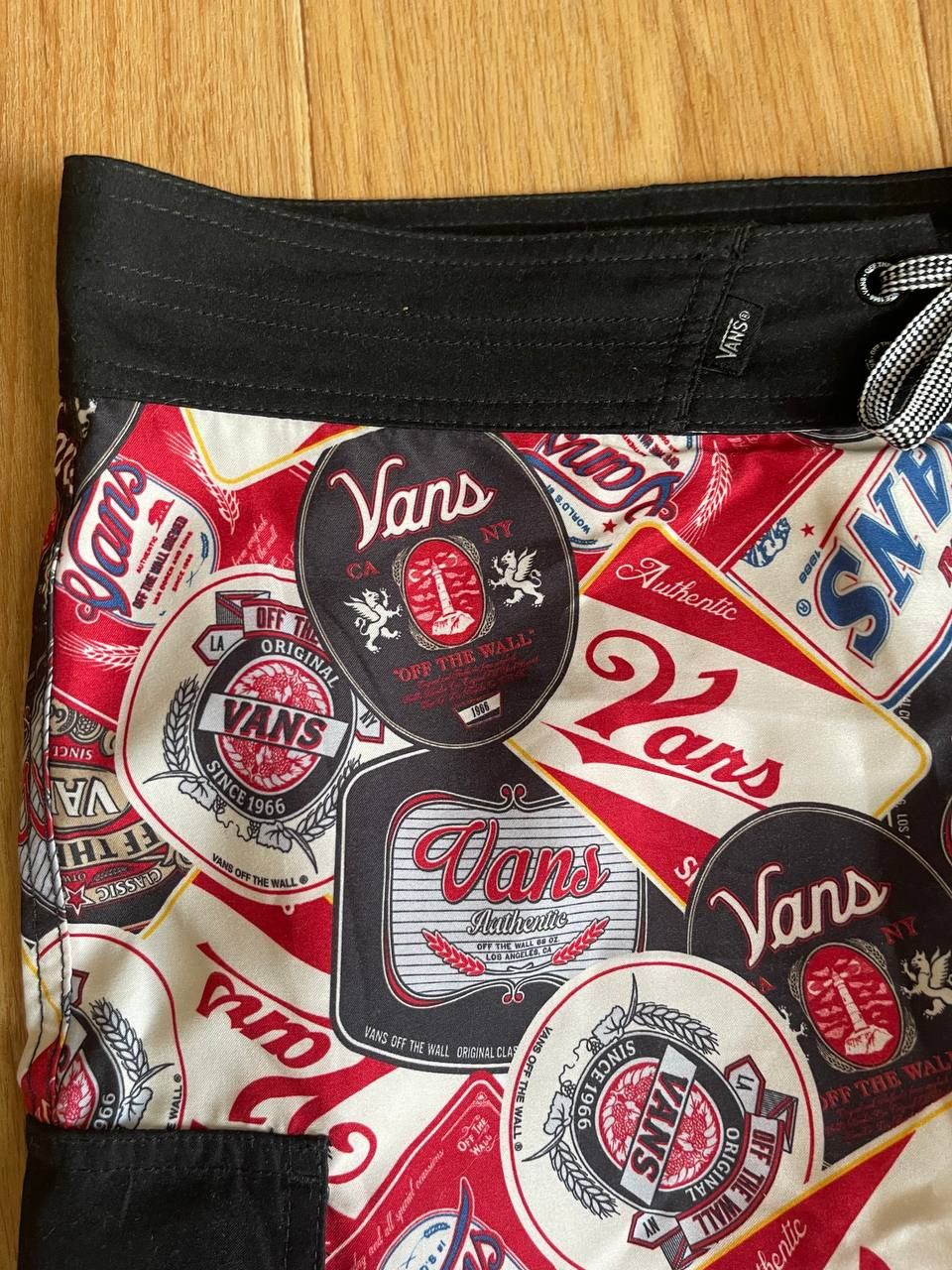 Vans Vans Board Shorts Vintage Size US 34 / EU 50 - 4 Thumbnail