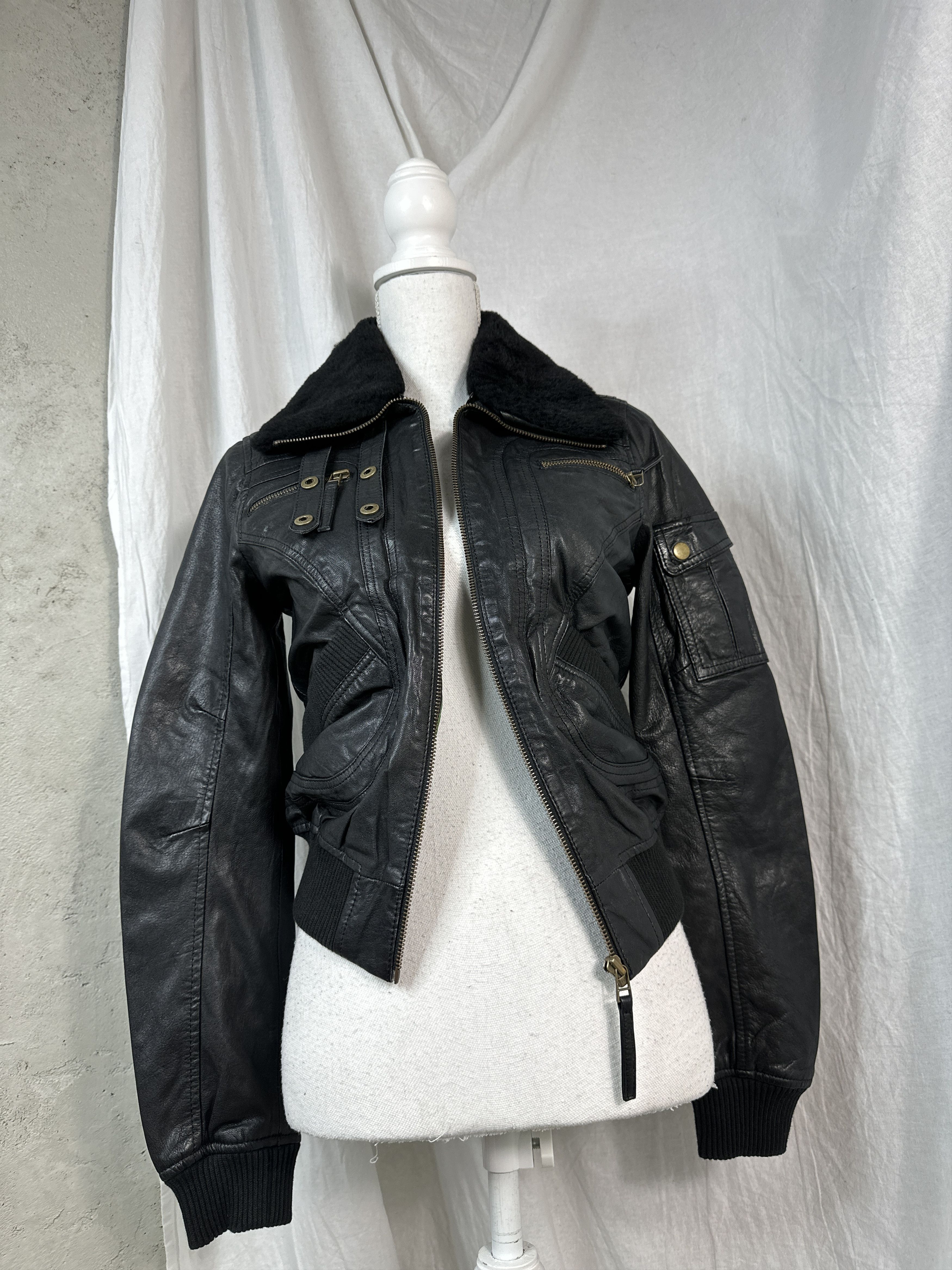 Vintage Vintage Avant Garde Leather Jacket Size US XS / EU 42 / 0 - 8 Thumbnail