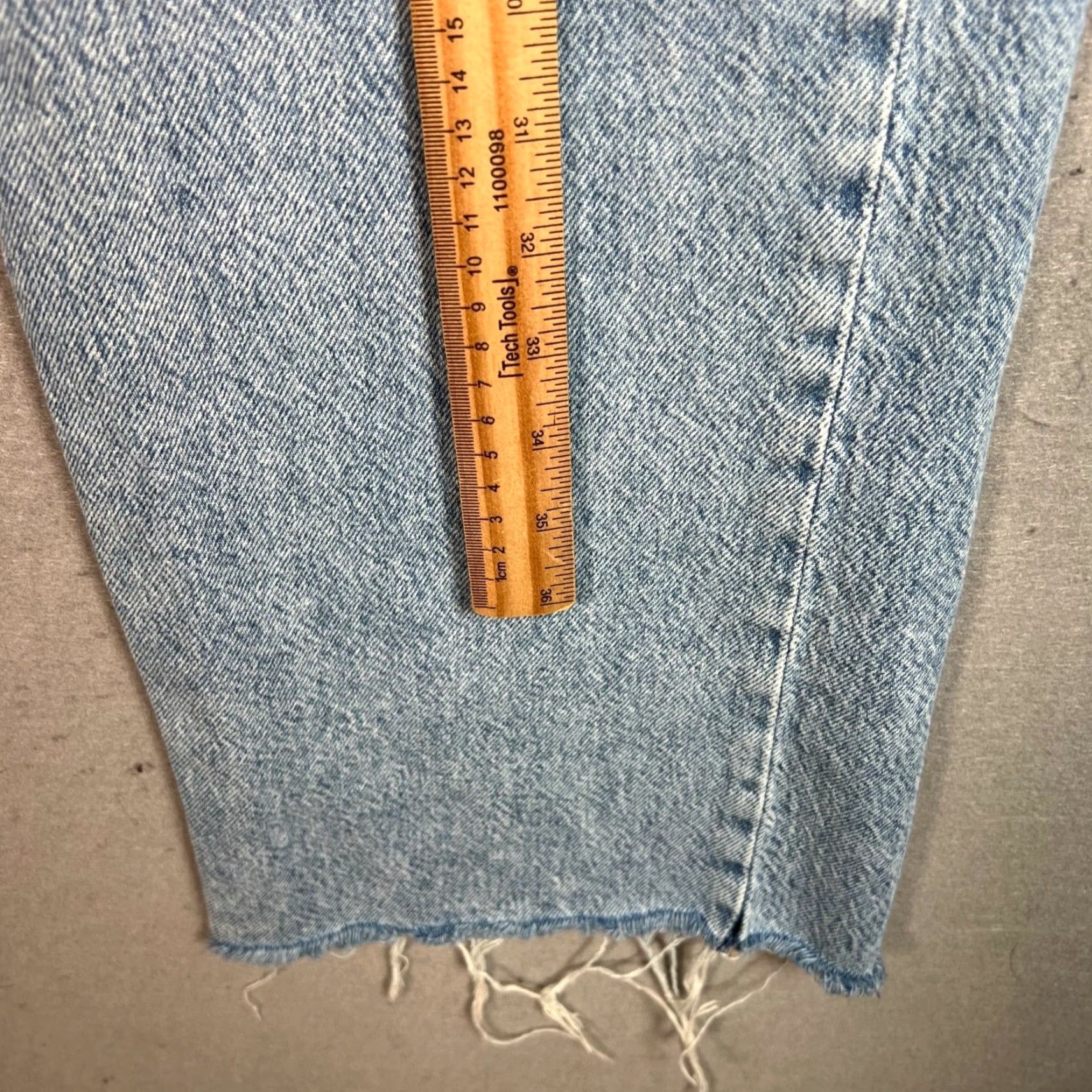 Mango Mango Denim Nora Straight-Leg High-Waist Raw-Hem Jeans Light Blue Womens 6 Adult Regular 28 in 31 in 5-Pocket Denim Cotton Blue Jeans Mango Size 28" / US 6 / IT 42 - 7 Thumbnail