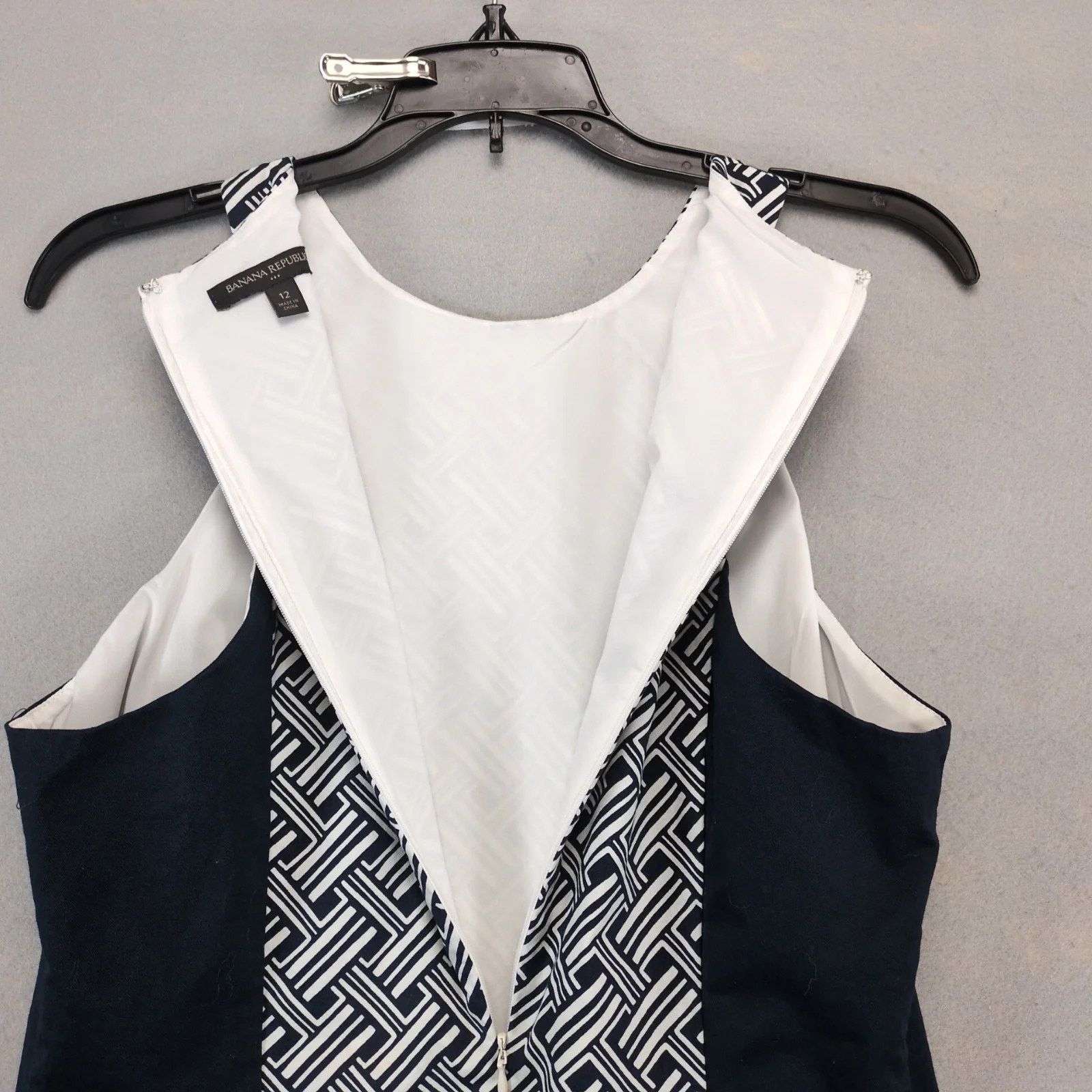 Banana Republic Banana Republic Navy White Geometric Sleeveless Dress Sz 12 Size XL / US 12-14 / IT 48-50 - 3 Thumbnail