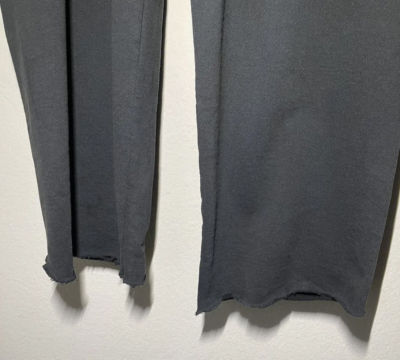 Kanye West Sunday Service Blank Performer Sweatpants Size US 32 / EU 48 - 2 Thumbnail