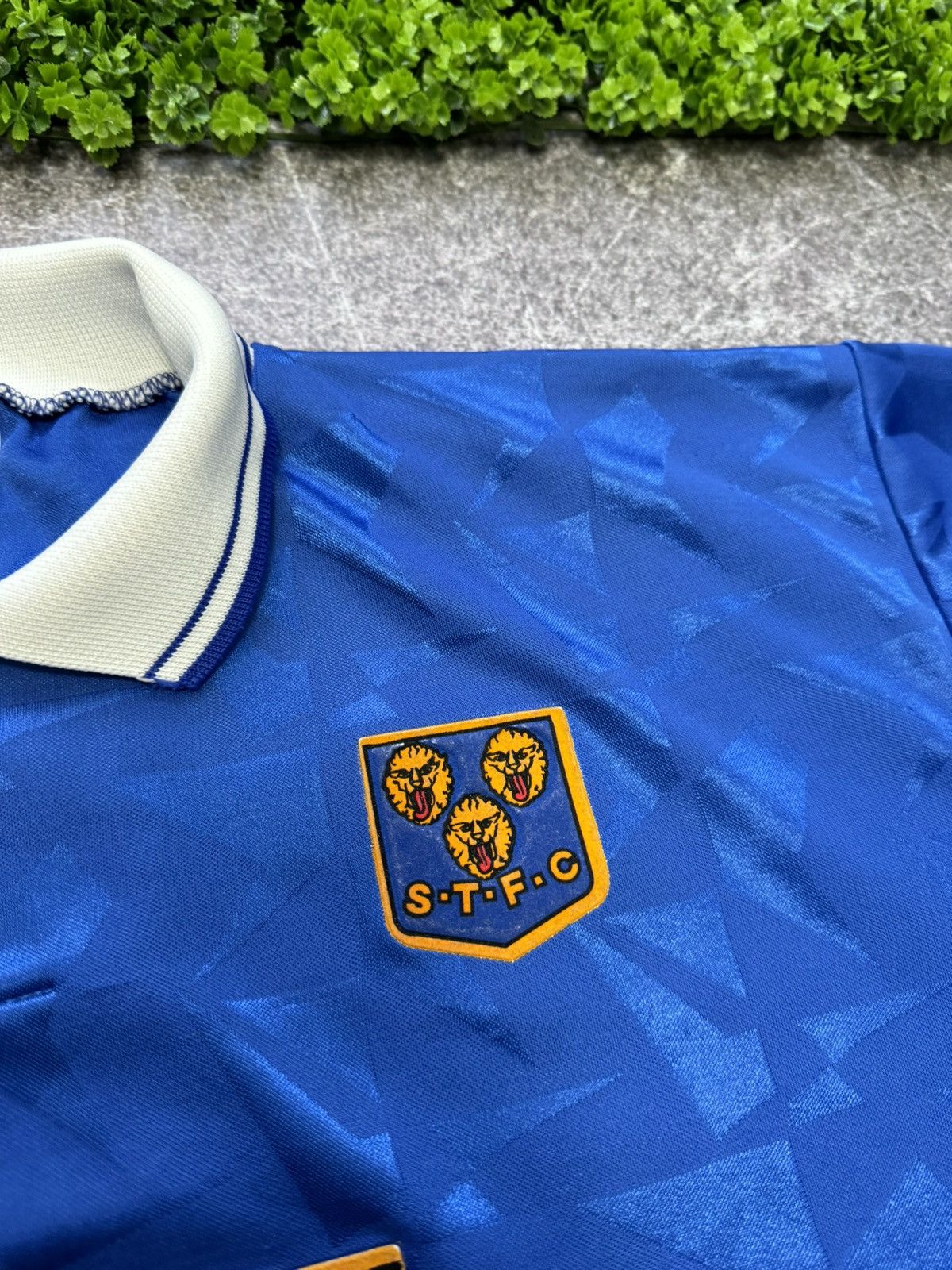 Vintage Vintage 1994 Shrewsbury Town football Soccer Jersey Size US L / EU 52-54 / 3 - 4 Thumbnail