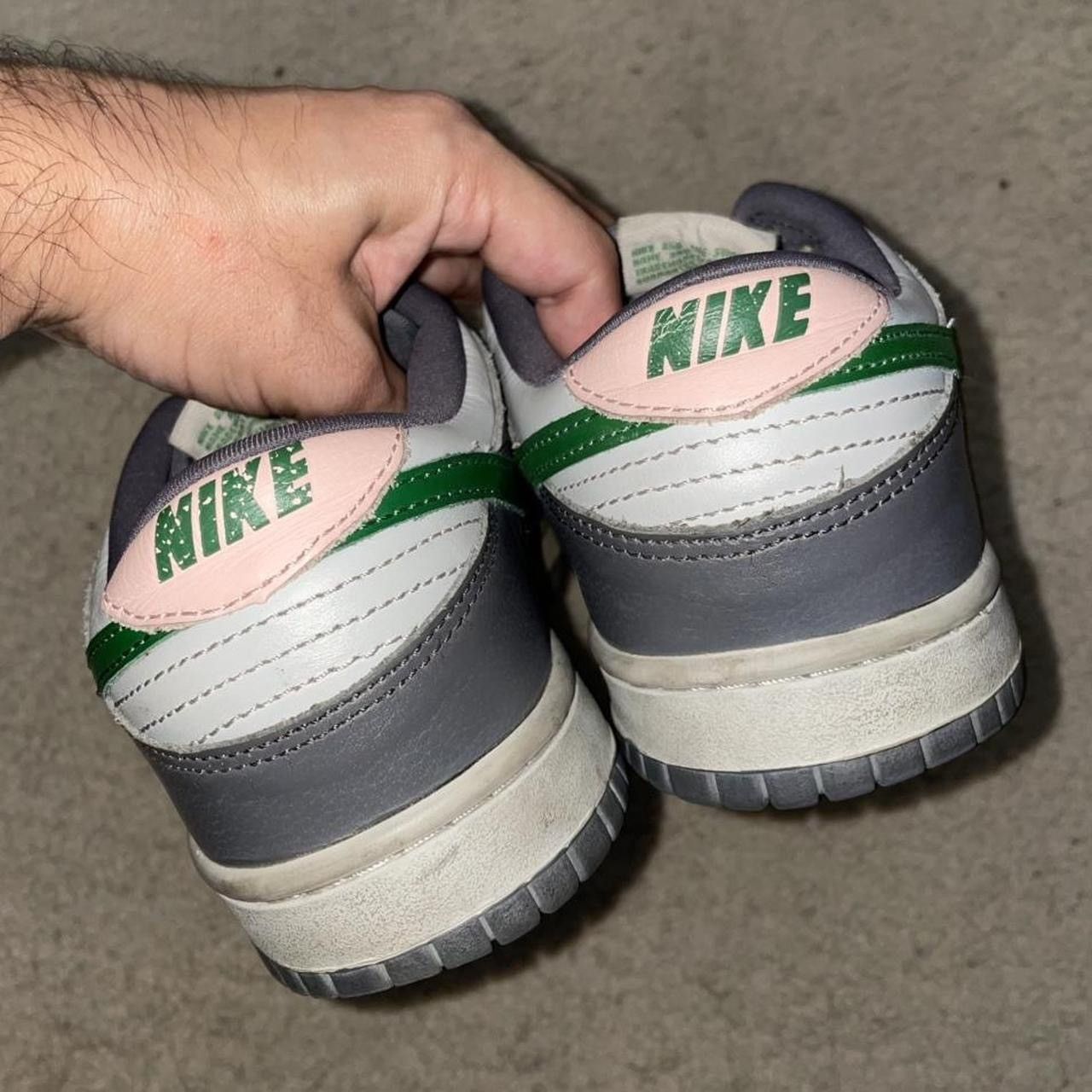 Nike Nike vintage 2003 grey green dunk shoe Size US 7.5 / EU 40-41 - 5 Thumbnail
