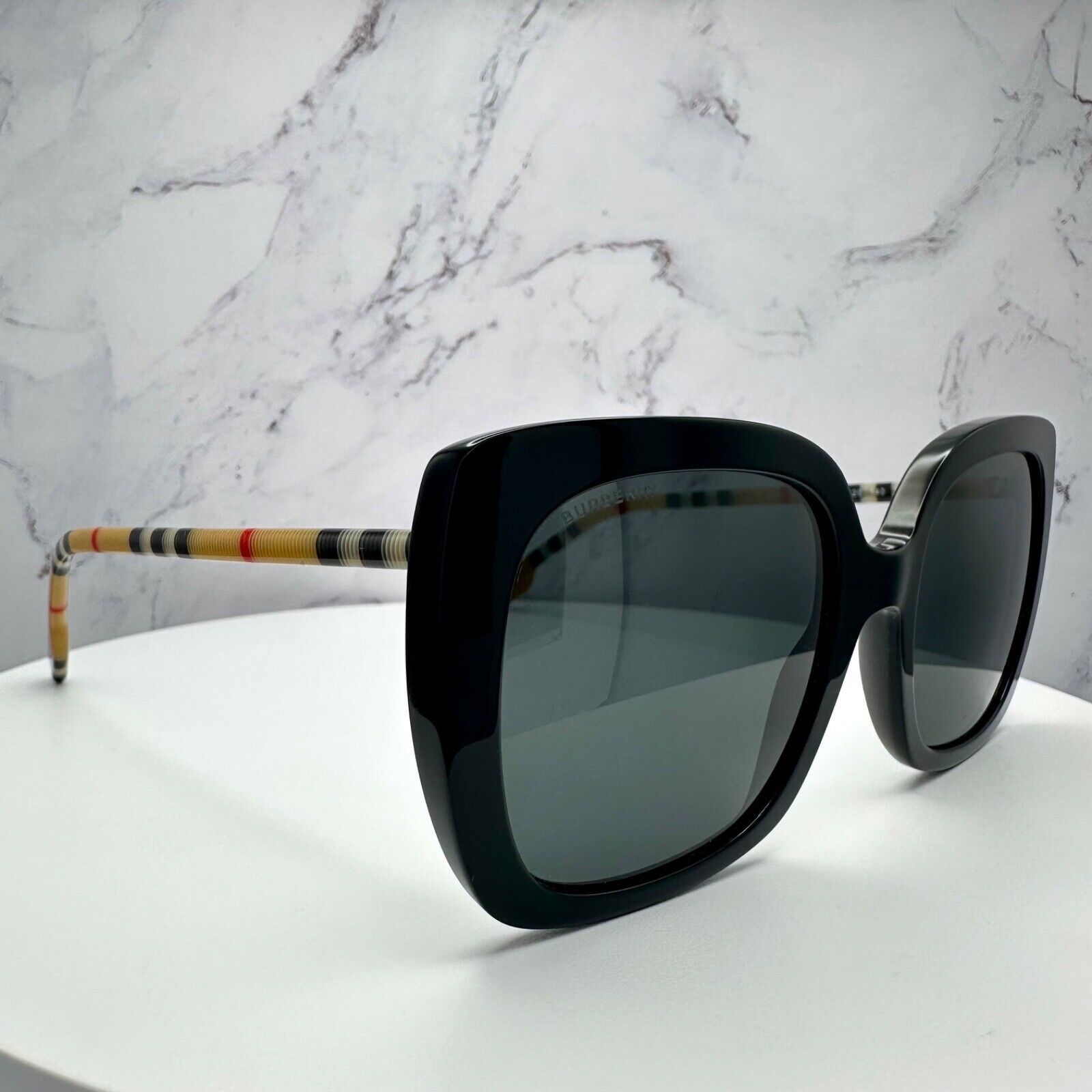 Burberry Burberry Sunglasses Black Cat Eye Checkered Arm Authentic Size ONE SIZE - 17 Thumbnail