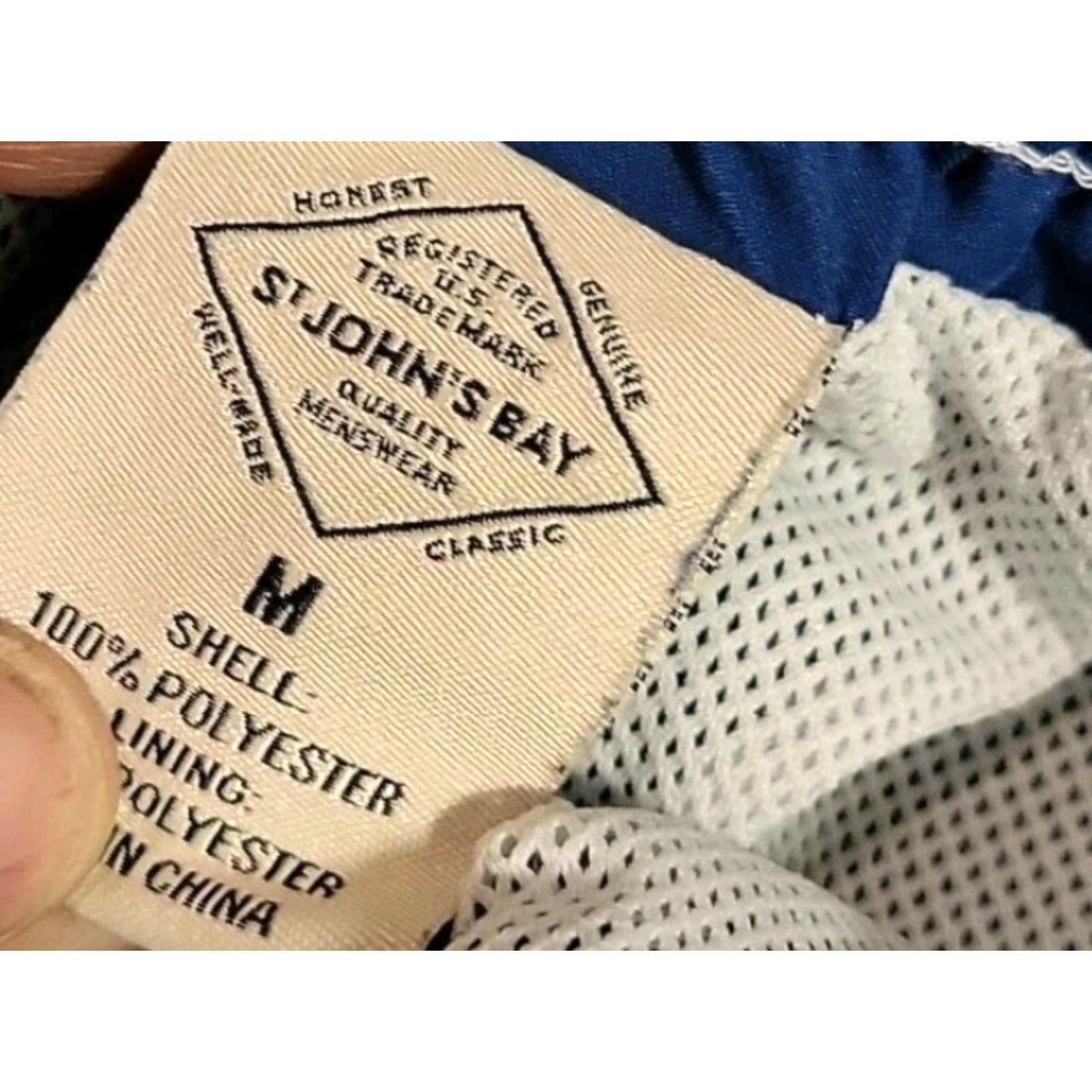 Vintage St. John's Bay M Swim Trunks/Shorts Key Pocket Blue 30-34" Waist 9.5" Inseam Mens Regular Size US 31 - 2 Thumbnail