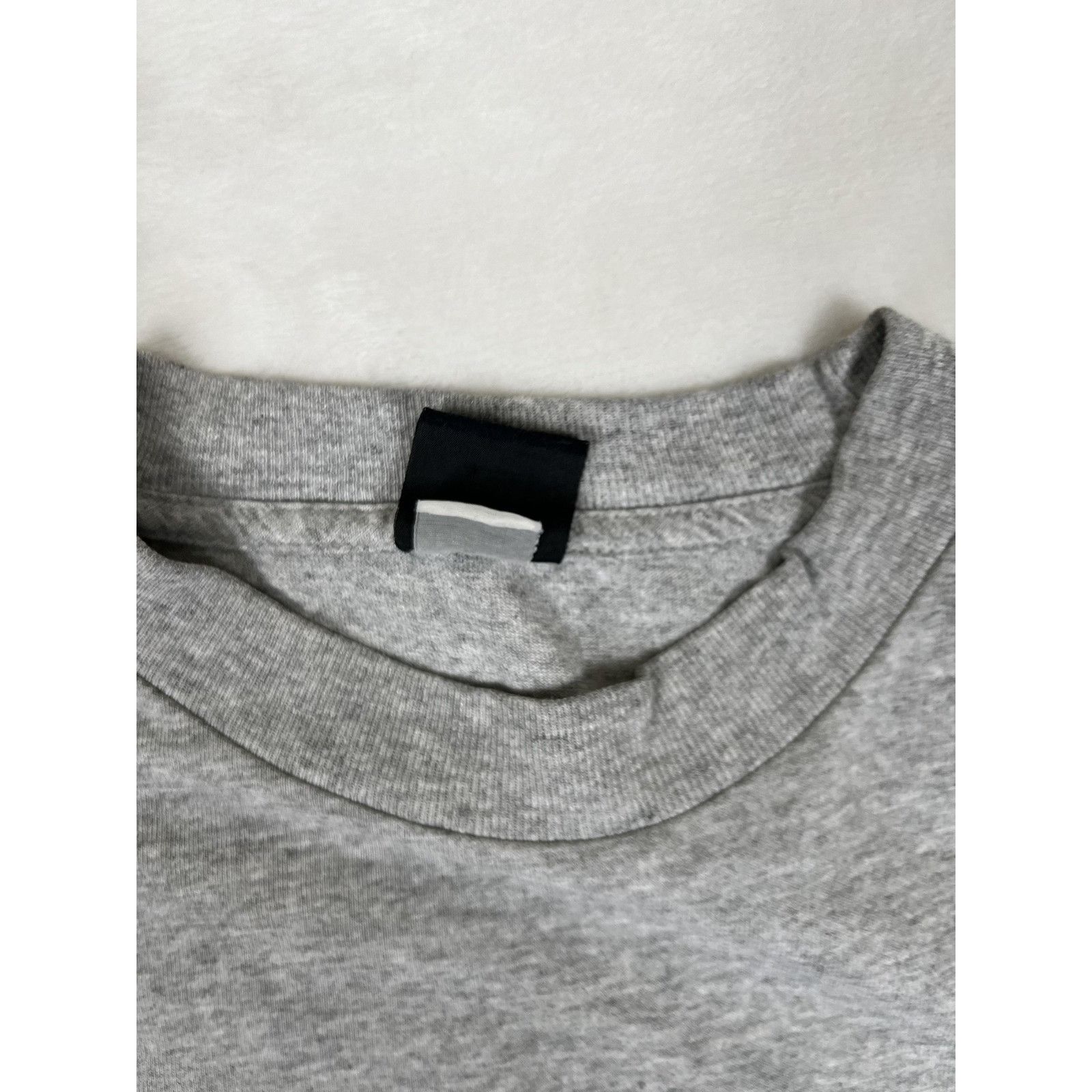 Mossimo Vintage Mossimo T-Shirt Mens Medium Ghost Print Gray Graphic Size US M / EU 48-50 / 2 - 4 Thumbnail