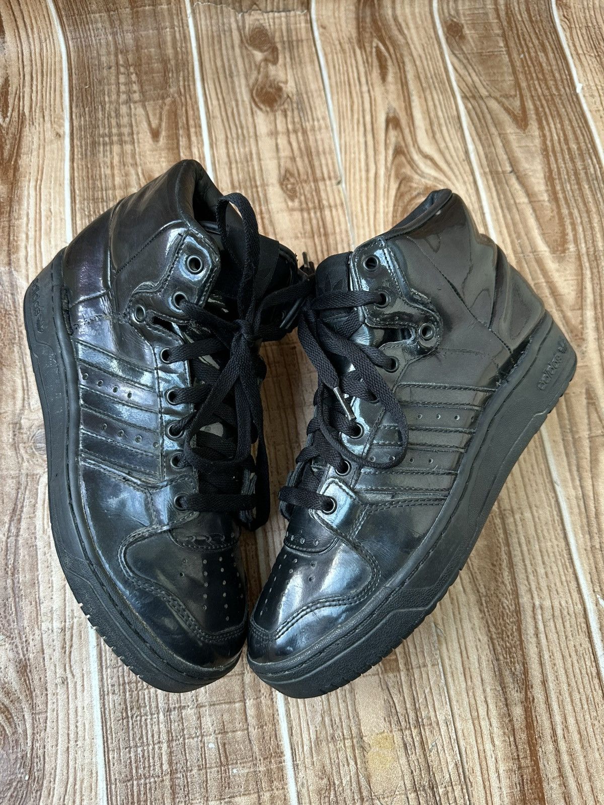 Adidas × Jeremy Scott Ss13 Adidas Jeremy Scott JS Wings 2.0 Patent Black Size US 6.5 / EU 39-40 - 7 Thumbnail