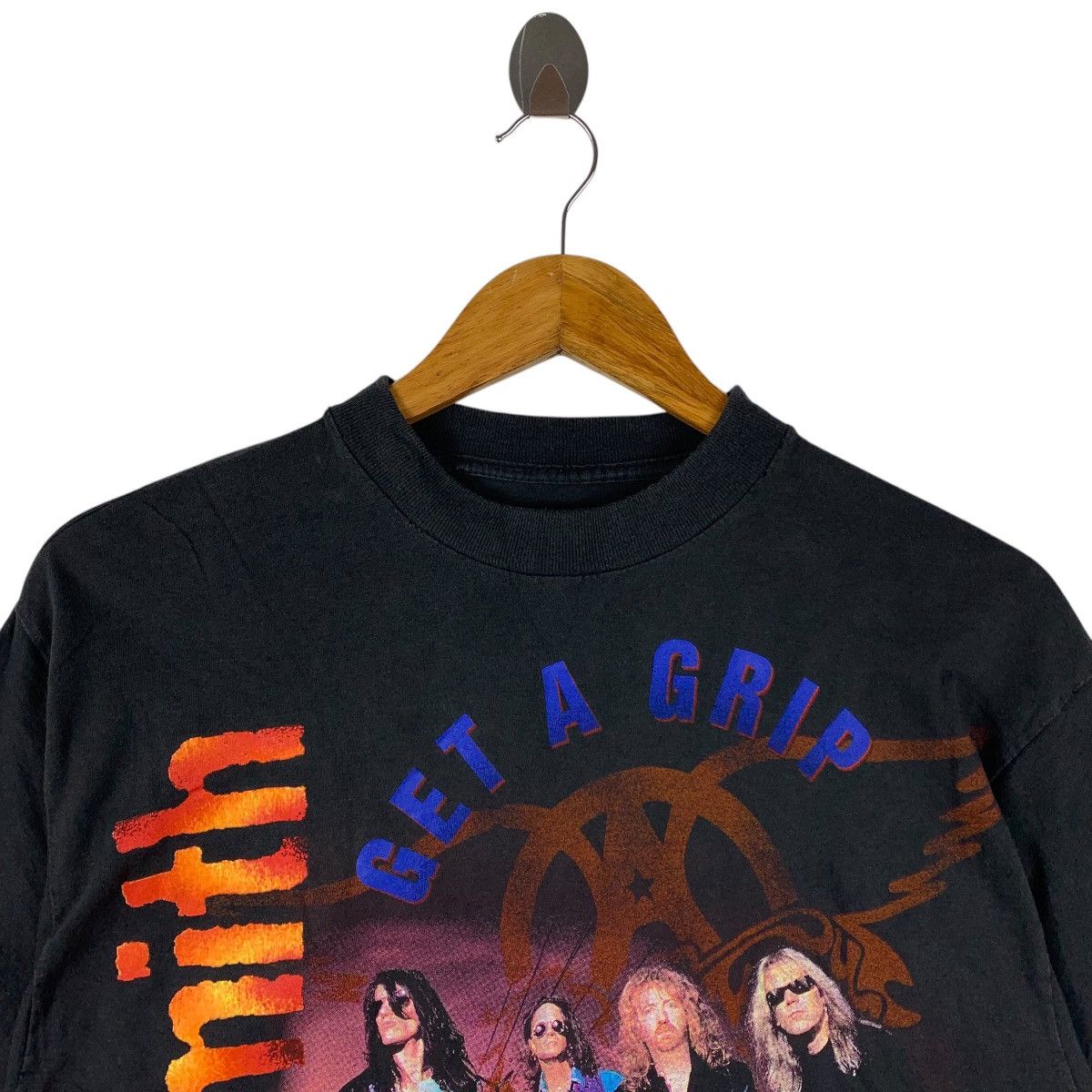 Band Tees Vintage AEROSMITH world tour 1994 Get a grip band tees Size US M / EU 48-50 / 2 - 2 Thumbnail