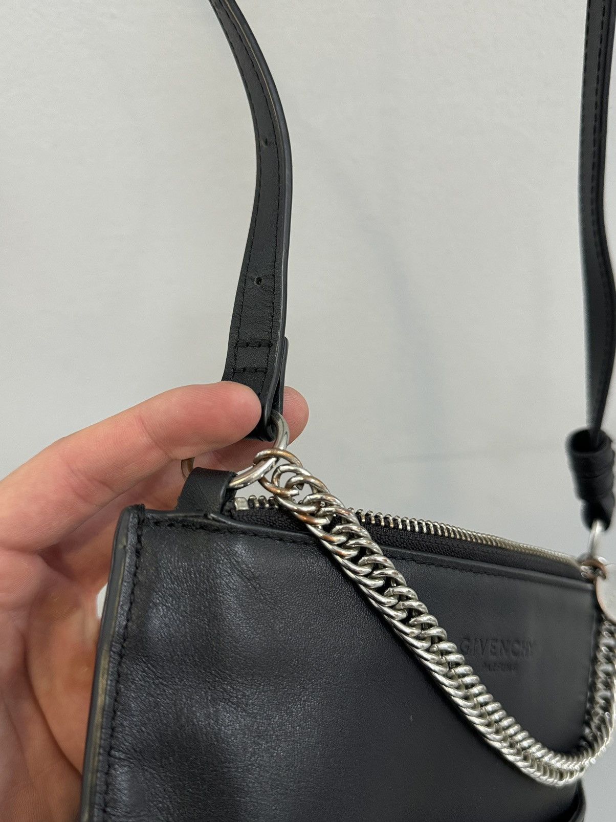 Givenchy × Vintage LUXURY GIVENCHY PARFUMS BAG Size ONE SIZE - 8 Thumbnail