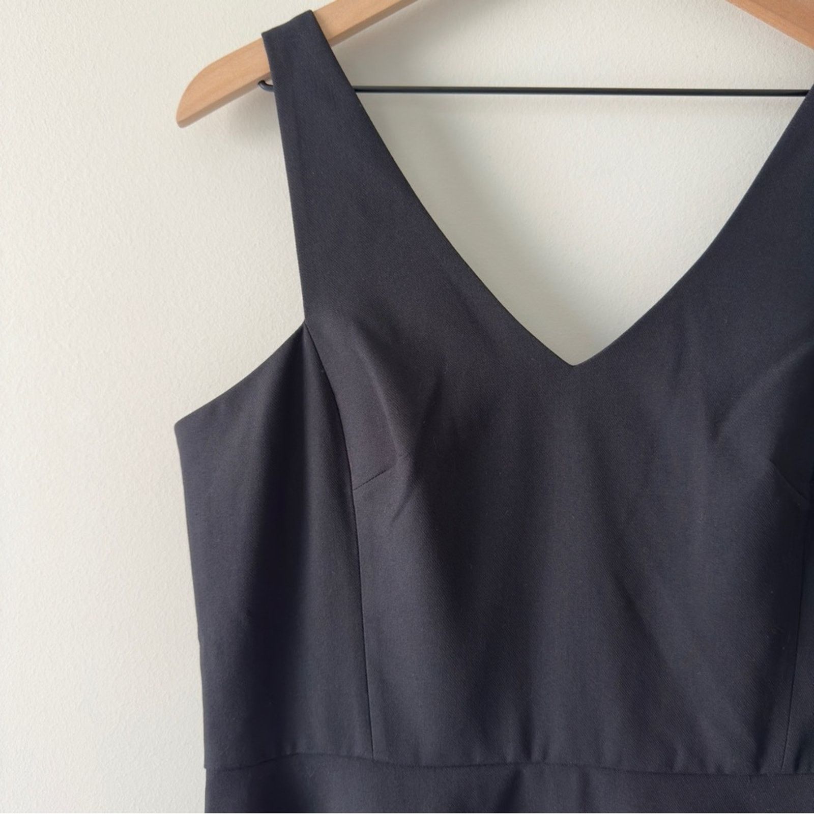 Loft LOFT Black A-Line Mini Dress V-Neck Sleeveless Solid Minimal Size L / US 10 / IT 46 - 3 Thumbnail