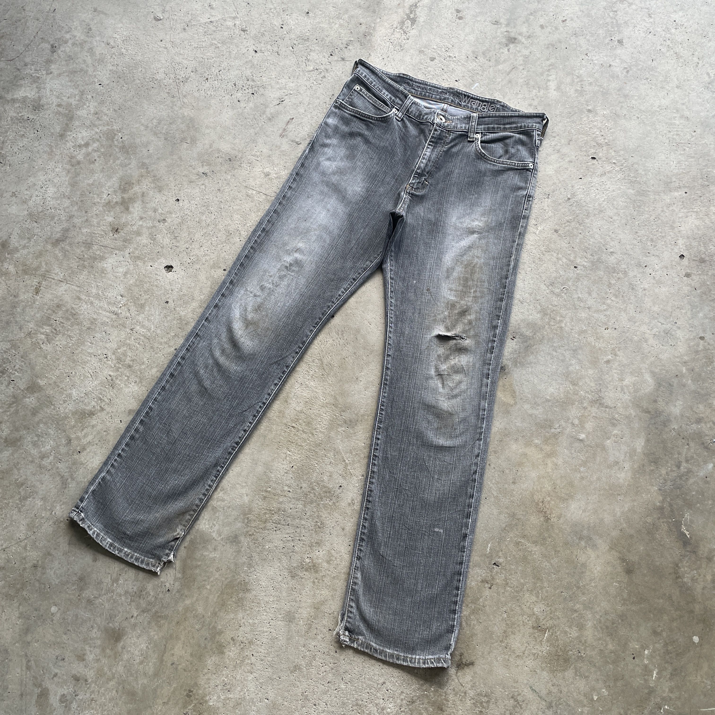 Wrangler VINTAGE WRANGLER FADED BLACK DISTRESSED DENIM PANTS JEAN W33 Size US 33 - 2 Thumbnail