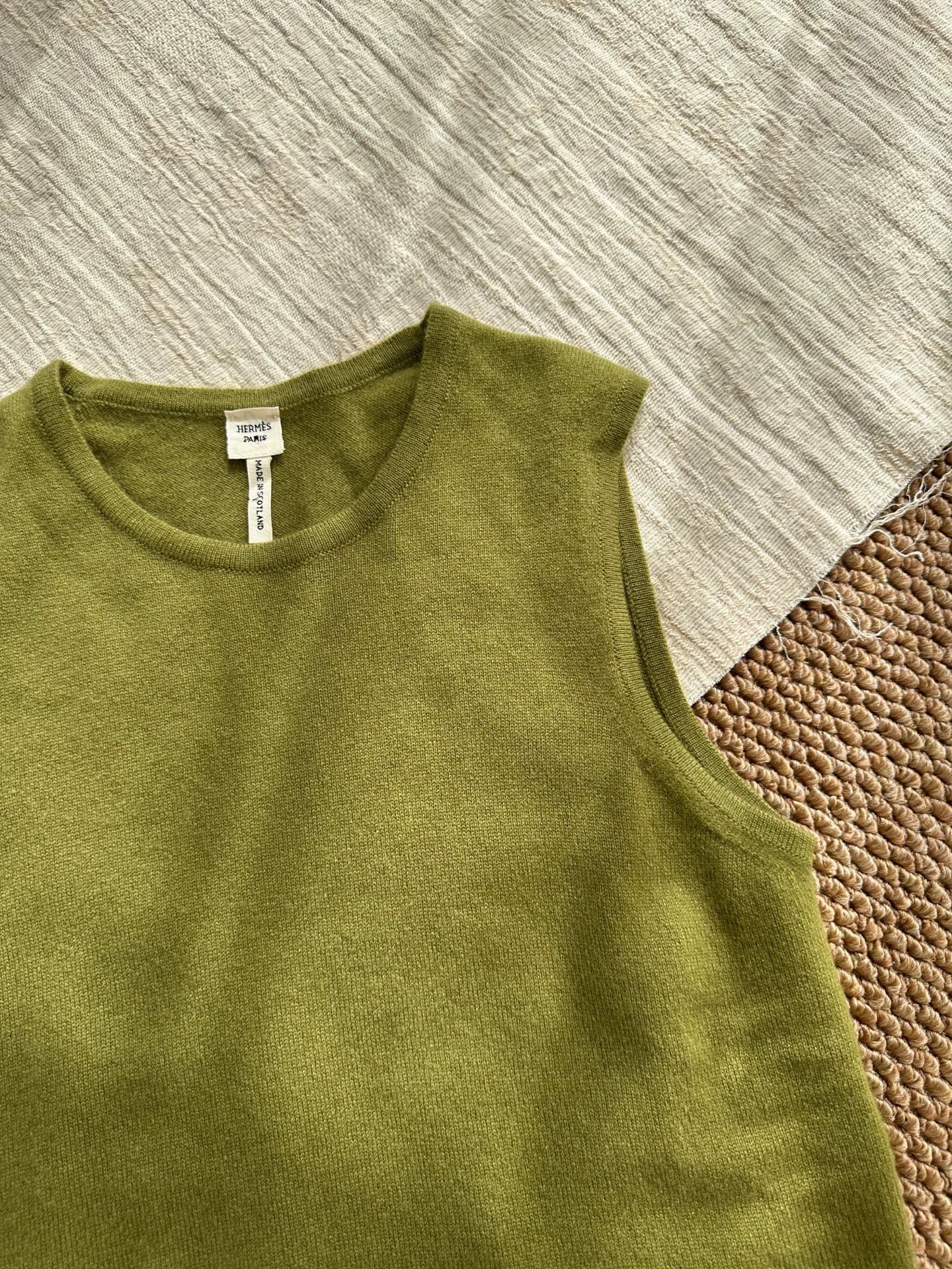 Hermes HERMES JPG cashmere knit sleeveless lime green women's top Size XS / US 0-2 / IT 36-38 - 5 Thumbnail