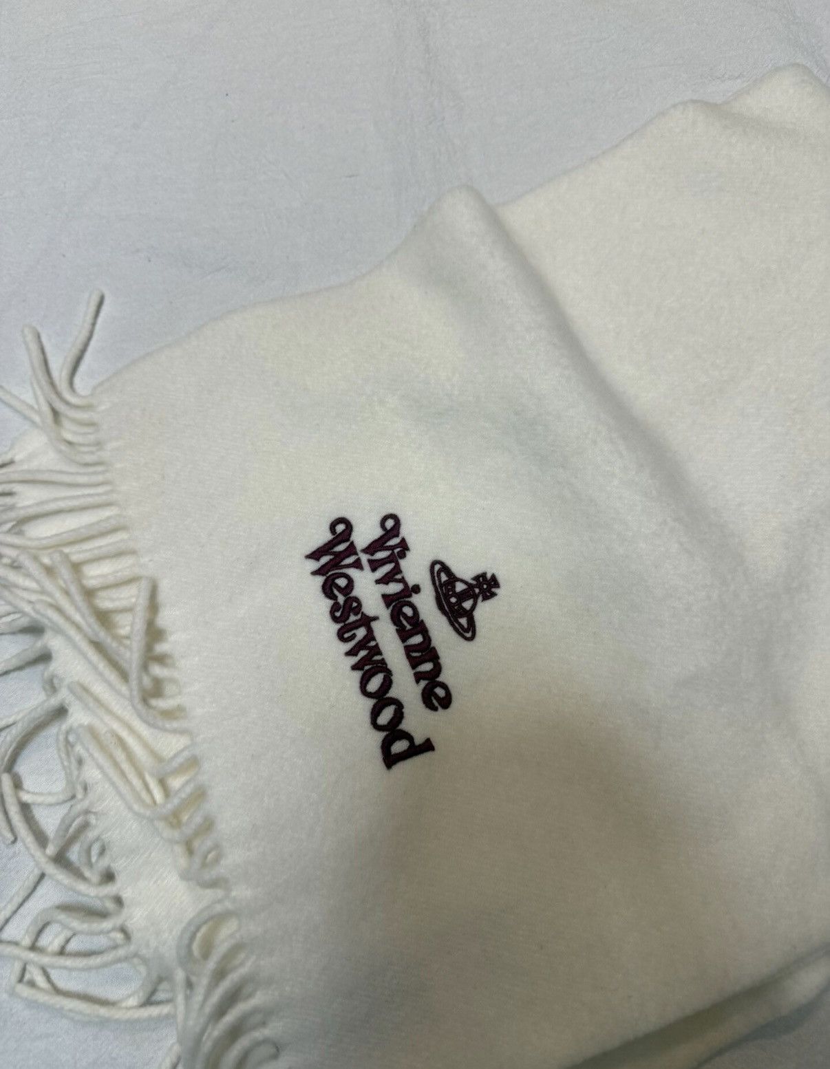 Vivienne Westwood Vivienne Westwood Off-White Cashmere Scarf Size ONE SIZE - 2 Thumbnail