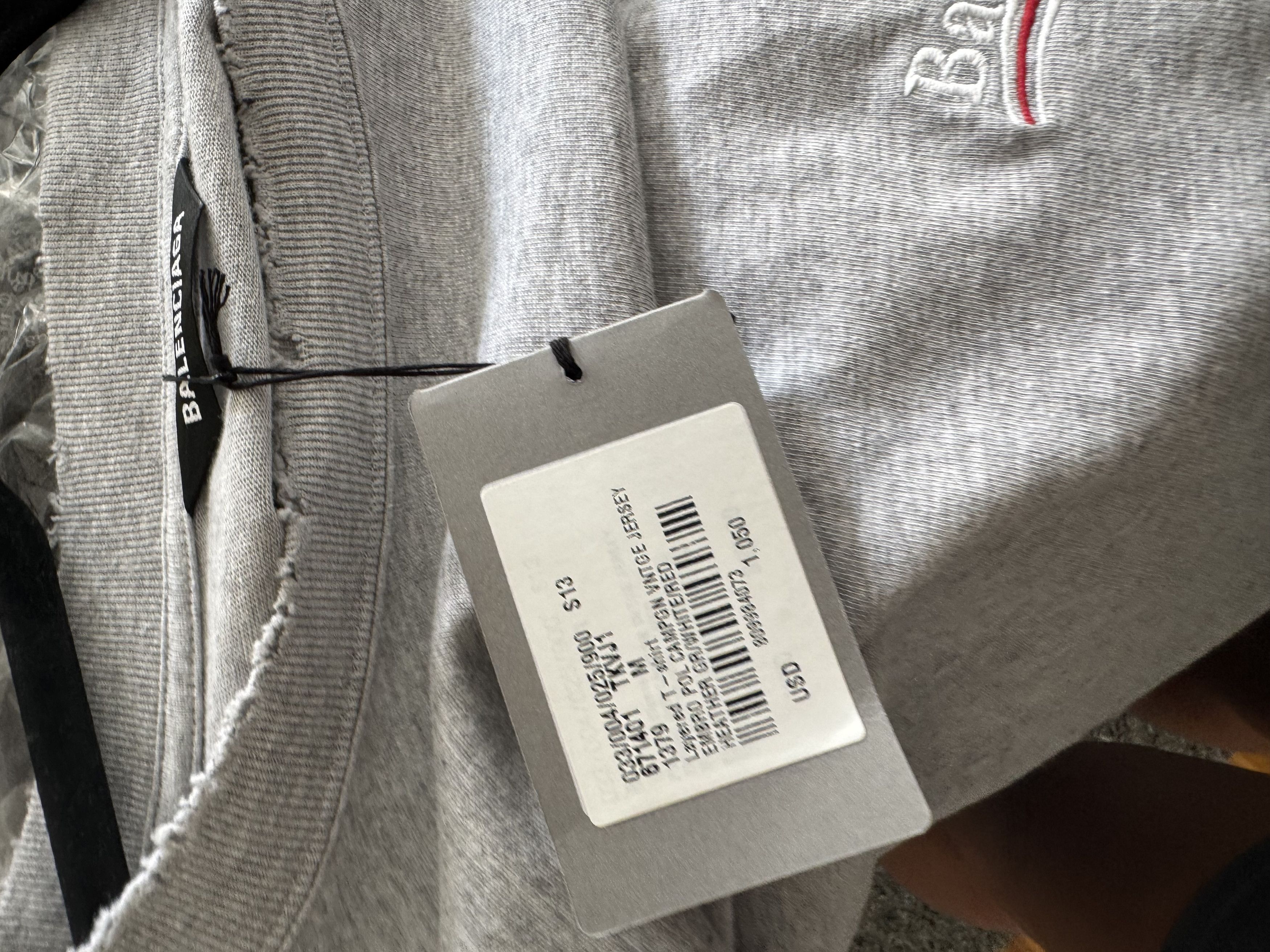 Balenciaga Political campaign layered T-shirt Size US M / EU 48-50 / 2 - 4 Thumbnail
