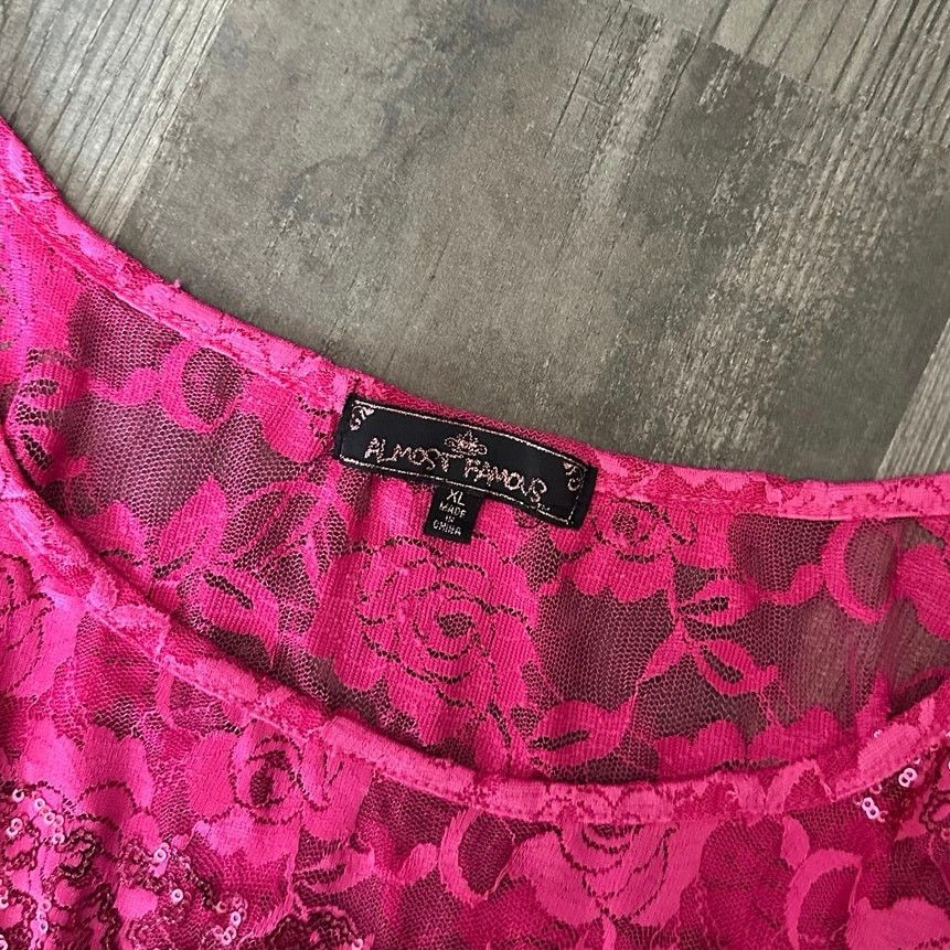 Other almost famous hot pink sequin floral lace short sleeve shirt Size XL / US 12-14 / IT 48-50 - 3 Thumbnail