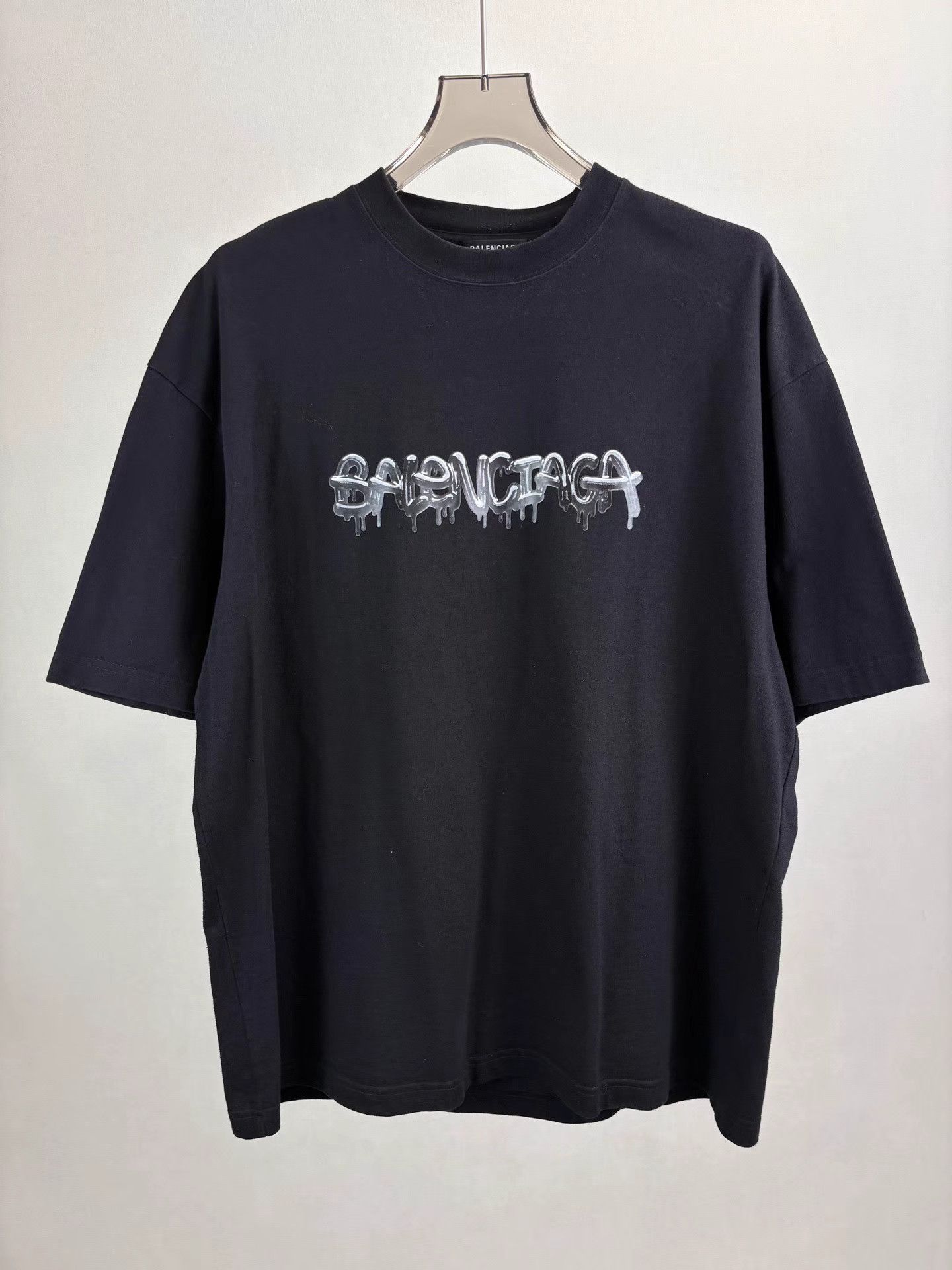 Balenciaga Balenciaga Jelly Graffiti LOGO Short Sleeve K1 Size US L / EU 52-54 / 3 - 1 Thumbnail